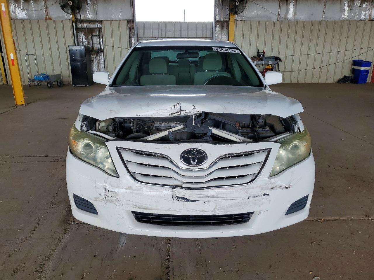 2011 Toyota Camry Le White vin: 4T1BF3EK1BU681473
