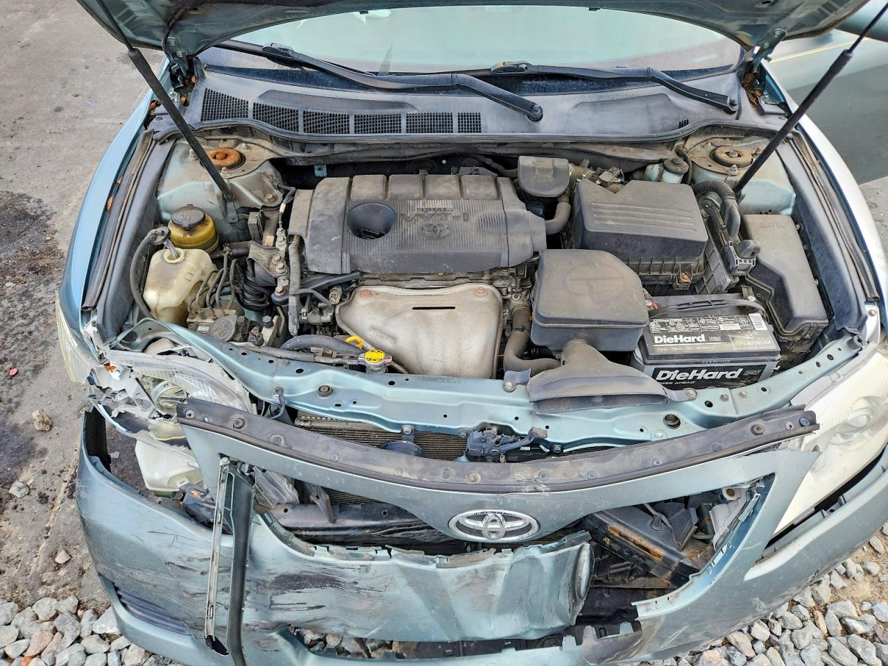 2011 Toyota Camry Le Green vin: 4T1BF3EK1BU699522