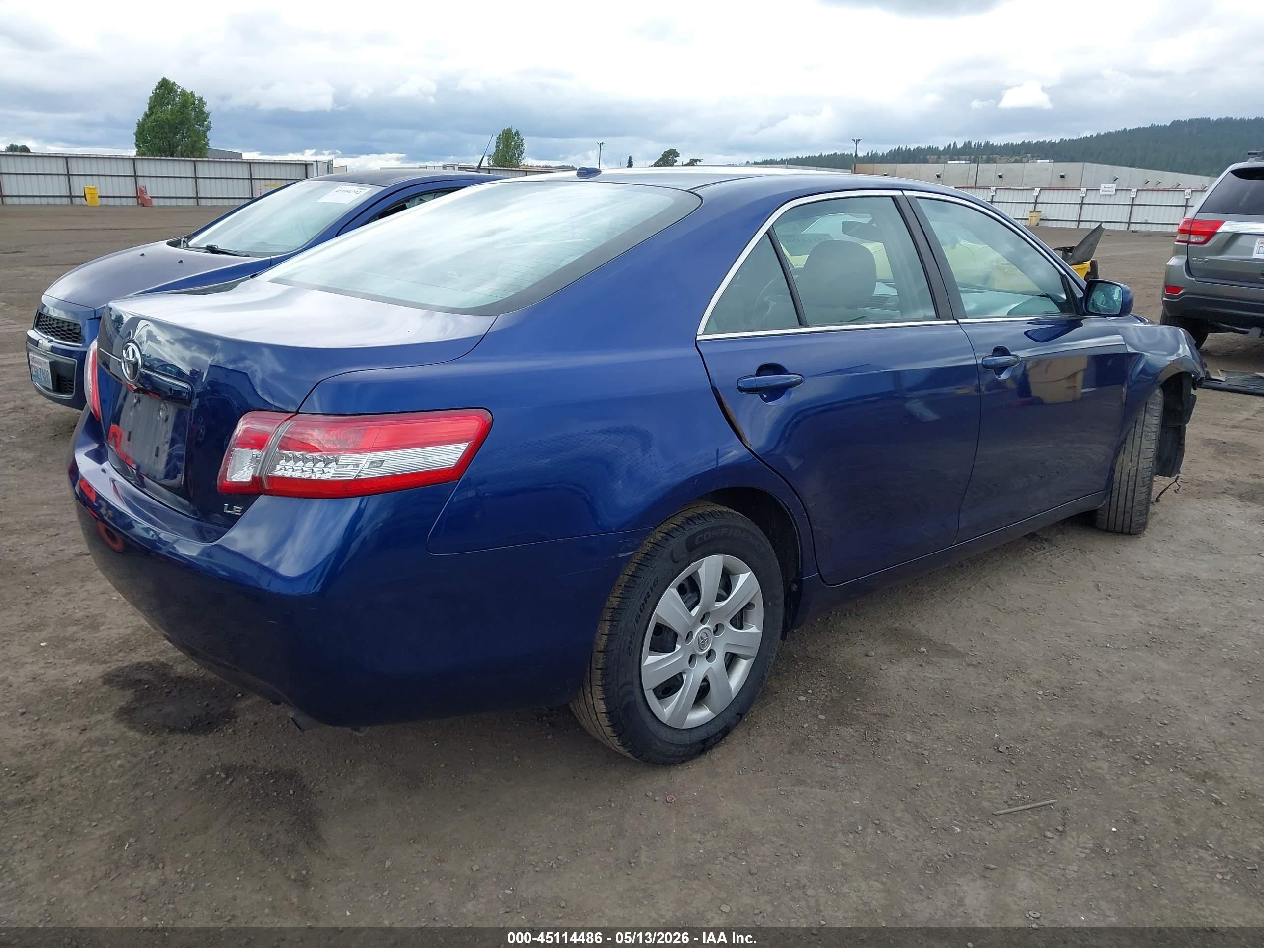 2011 Toyota Camry Le Blue vin: 4T1BF3EK1BU719946