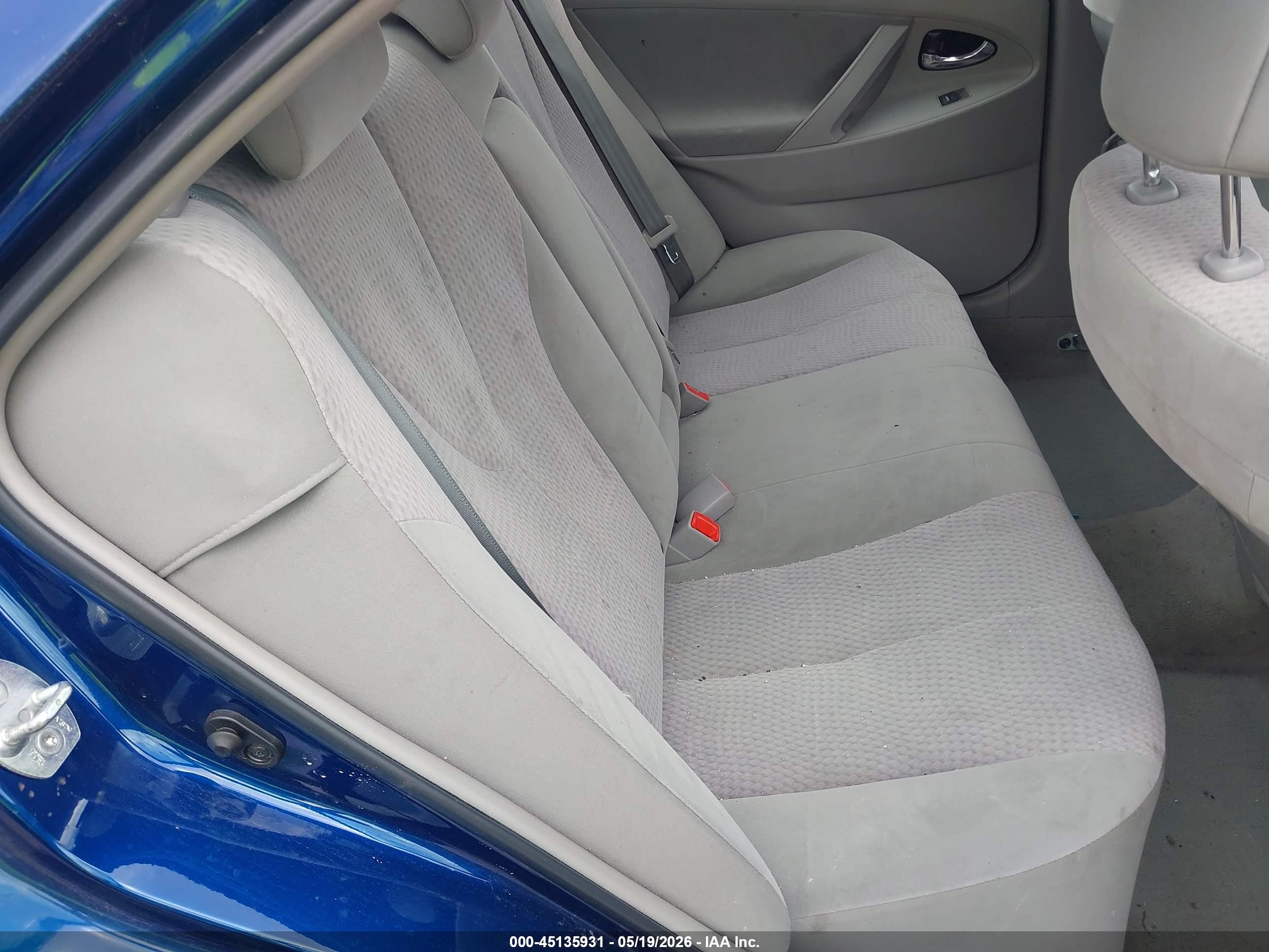 2011 Toyota Camry Le Blue vin: 4T1BF3EK1BU751778