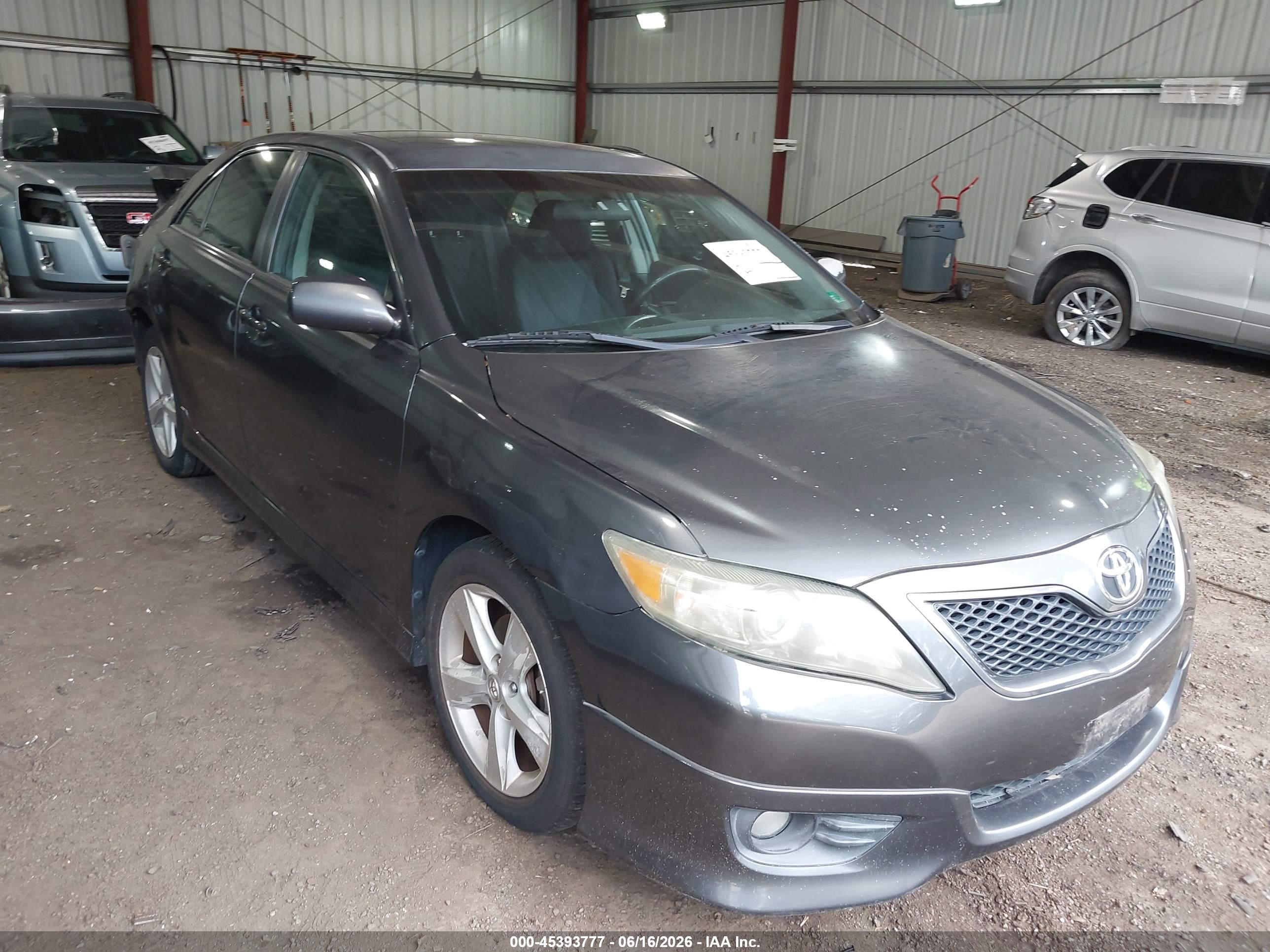 2011 Toyota Camry Se Серый vin: 4T1BF3EK1BU766877