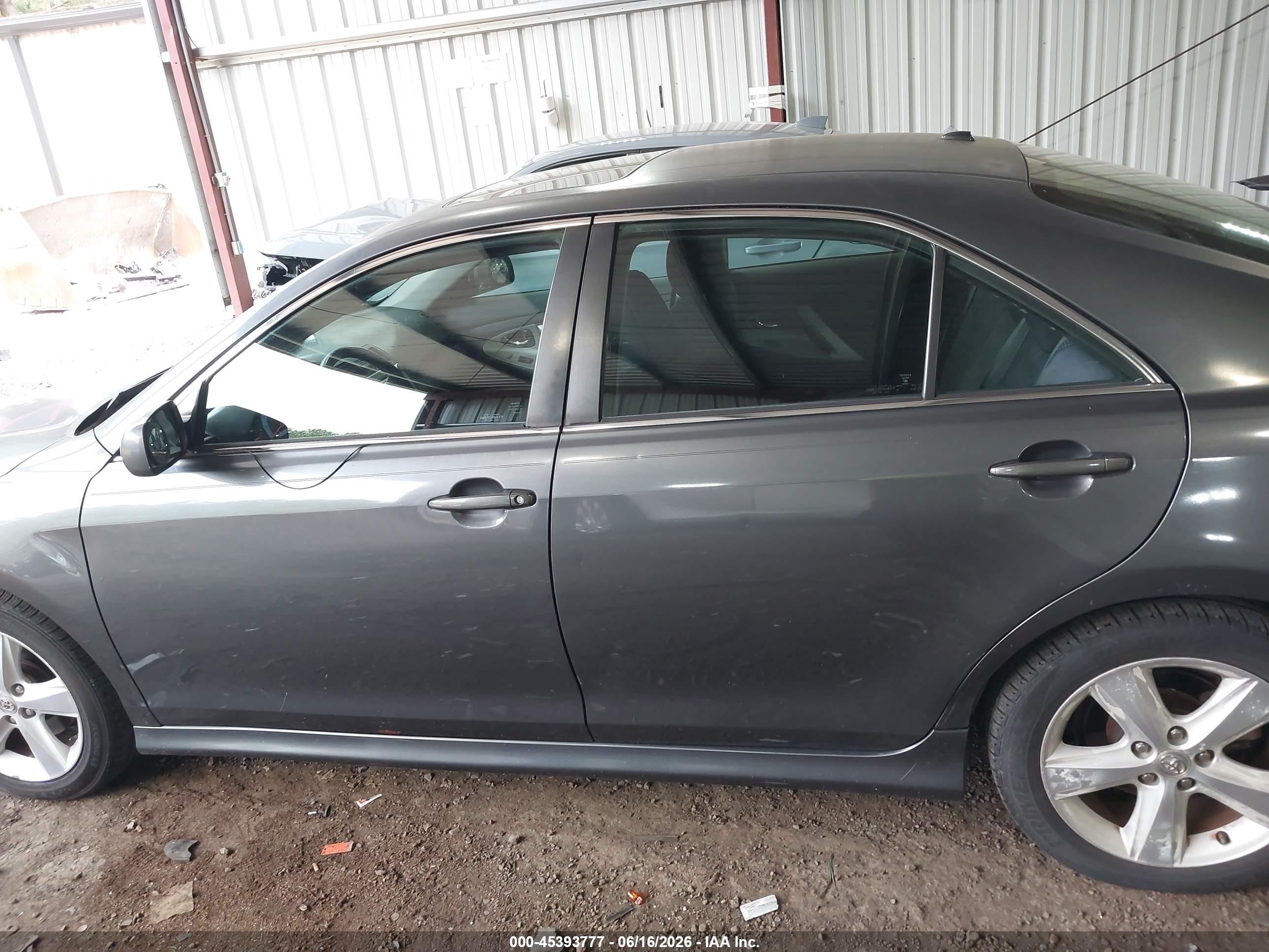 2011 Toyota Camry Se Gray vin: 4T1BF3EK1BU766877