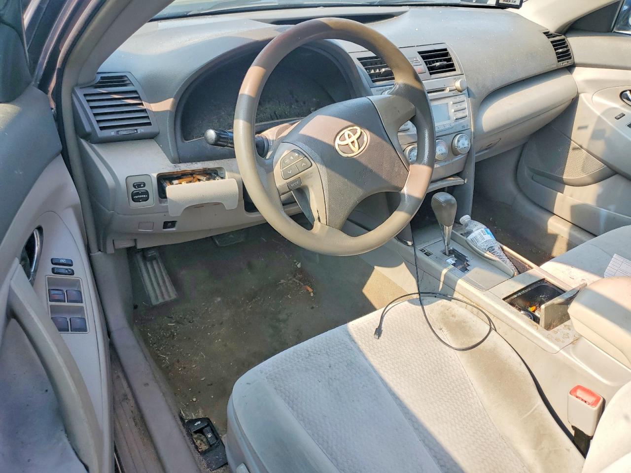 2011 Toyota Camry Le Charcoal vin: 4T1BF3EK1BU773621