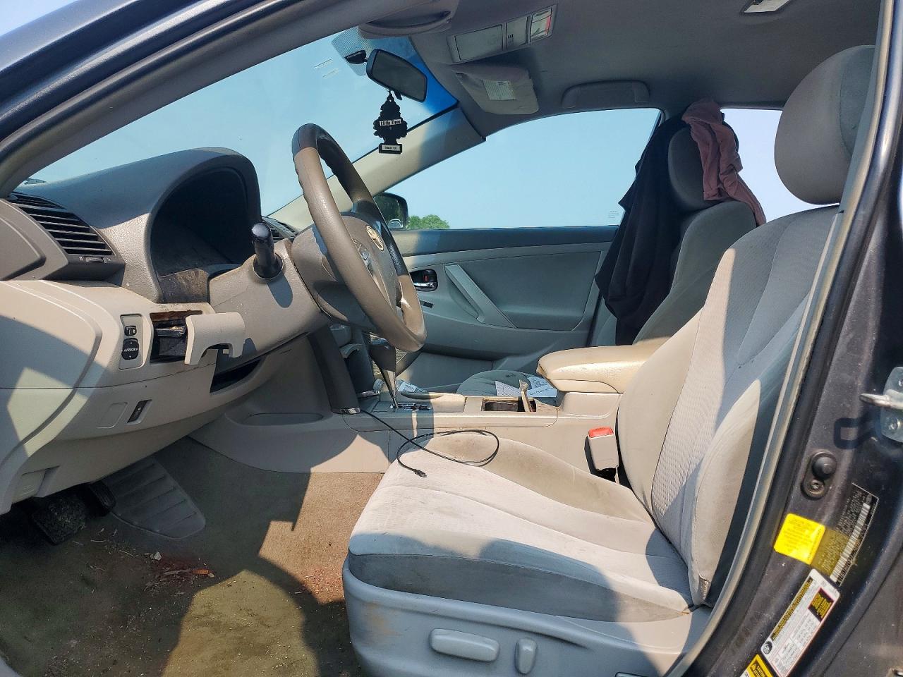 2011 Toyota Camry Le Charcoal vin: 4T1BF3EK1BU773621