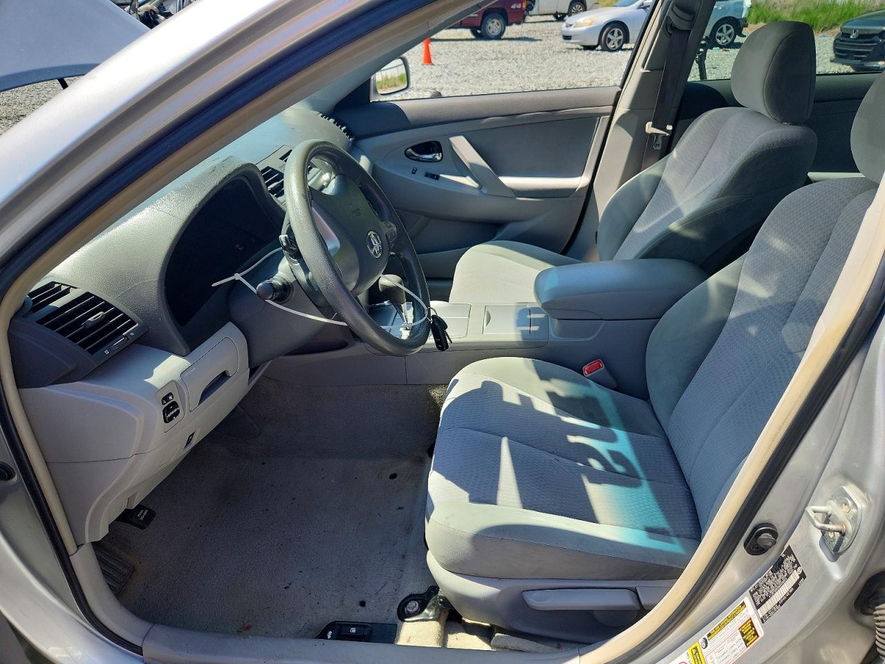 2010 Toyota Camry Base Silver vin: 4T1BF3EK2AU009954