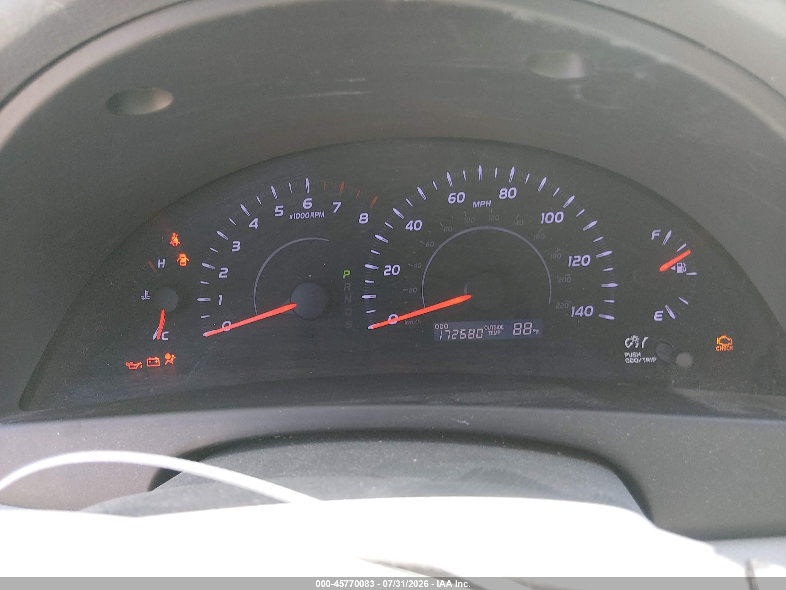 2010 Toyota Camry Le Silver vin: 4T1BF3EK2AU022574