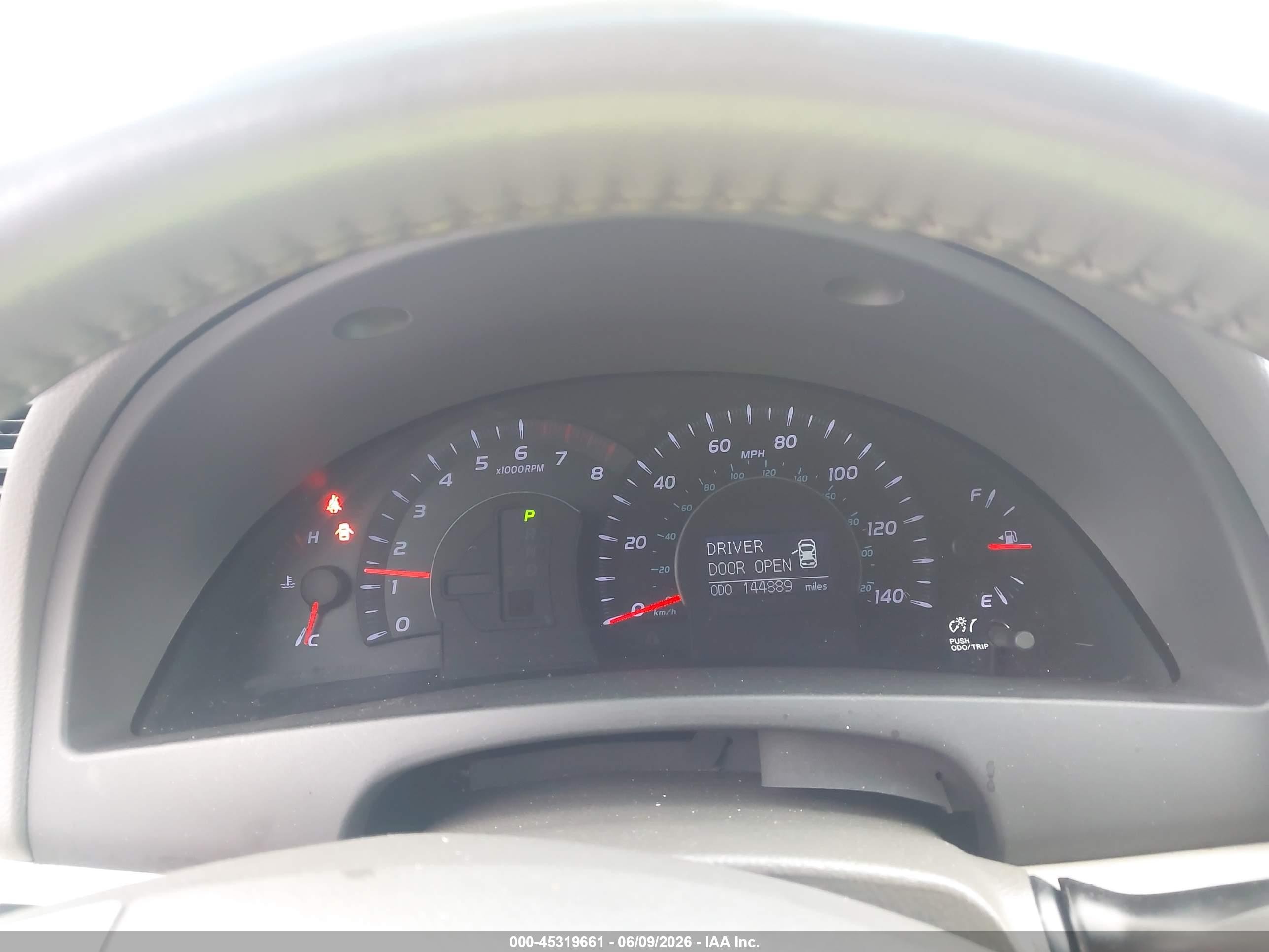 2010 Toyota Camry Xle Tan vin: 4T1BF3EK2AU032375