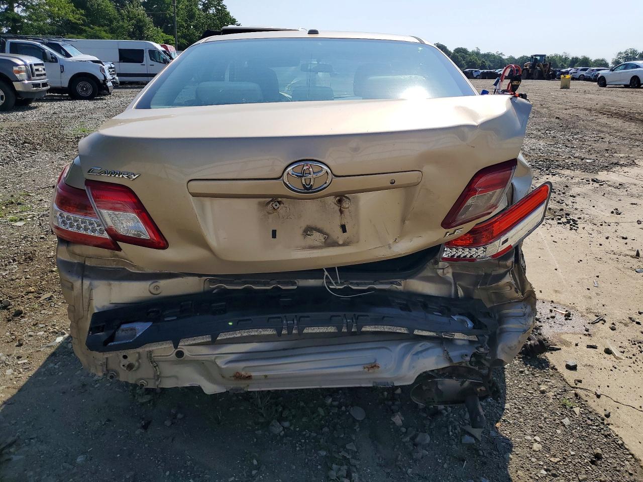2010 Toyota Camry Le Желто-коричневый vin: 4T1BF3EK2AU034577