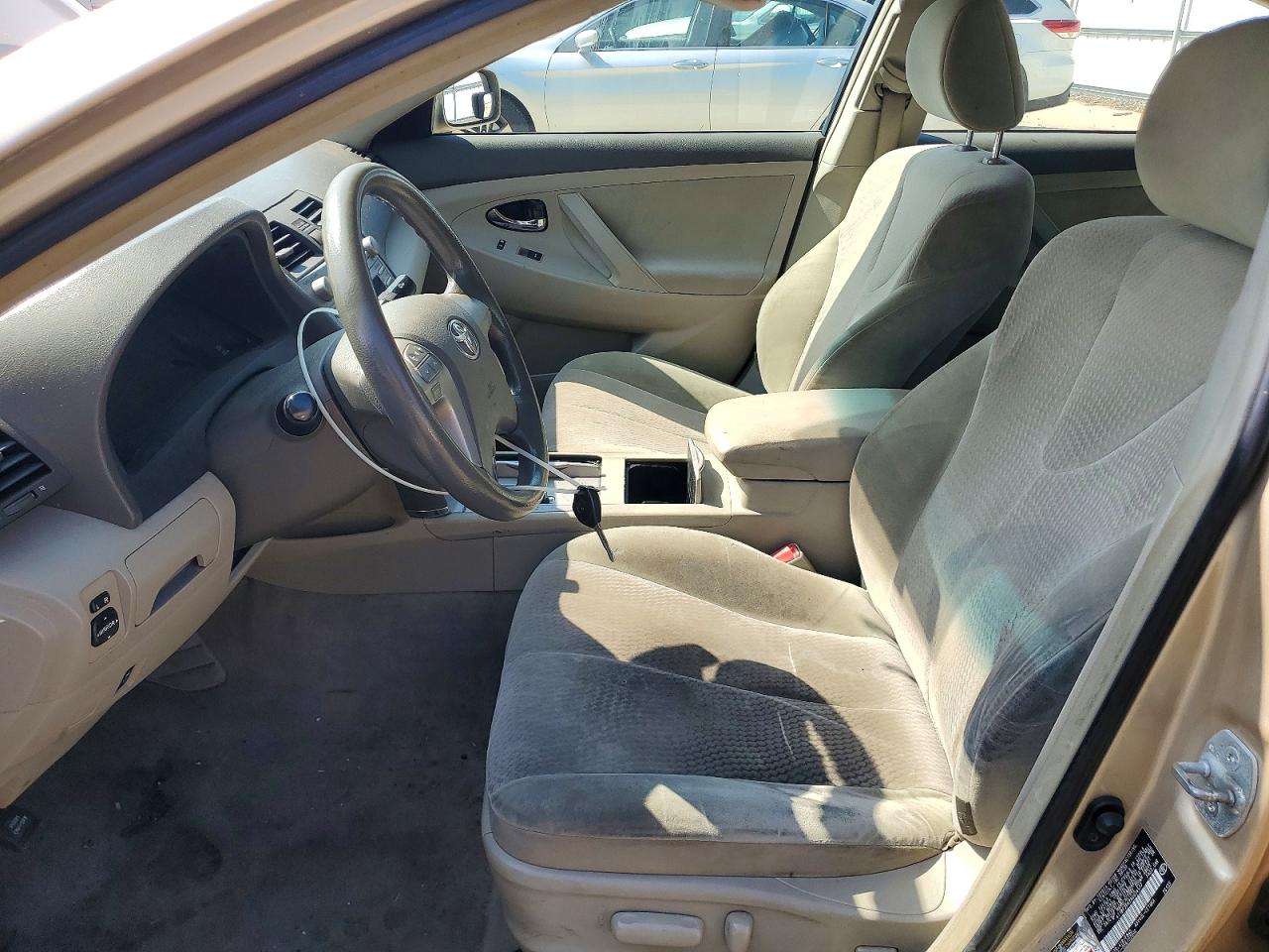 2010 Toyota Camry Le Желто-коричневый vin: 4T1BF3EK2AU034577