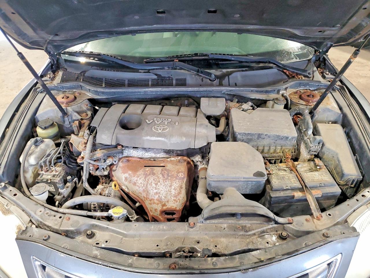 2010 Toyota Camry Le Gray vin: 4T1BF3EK2AU046437