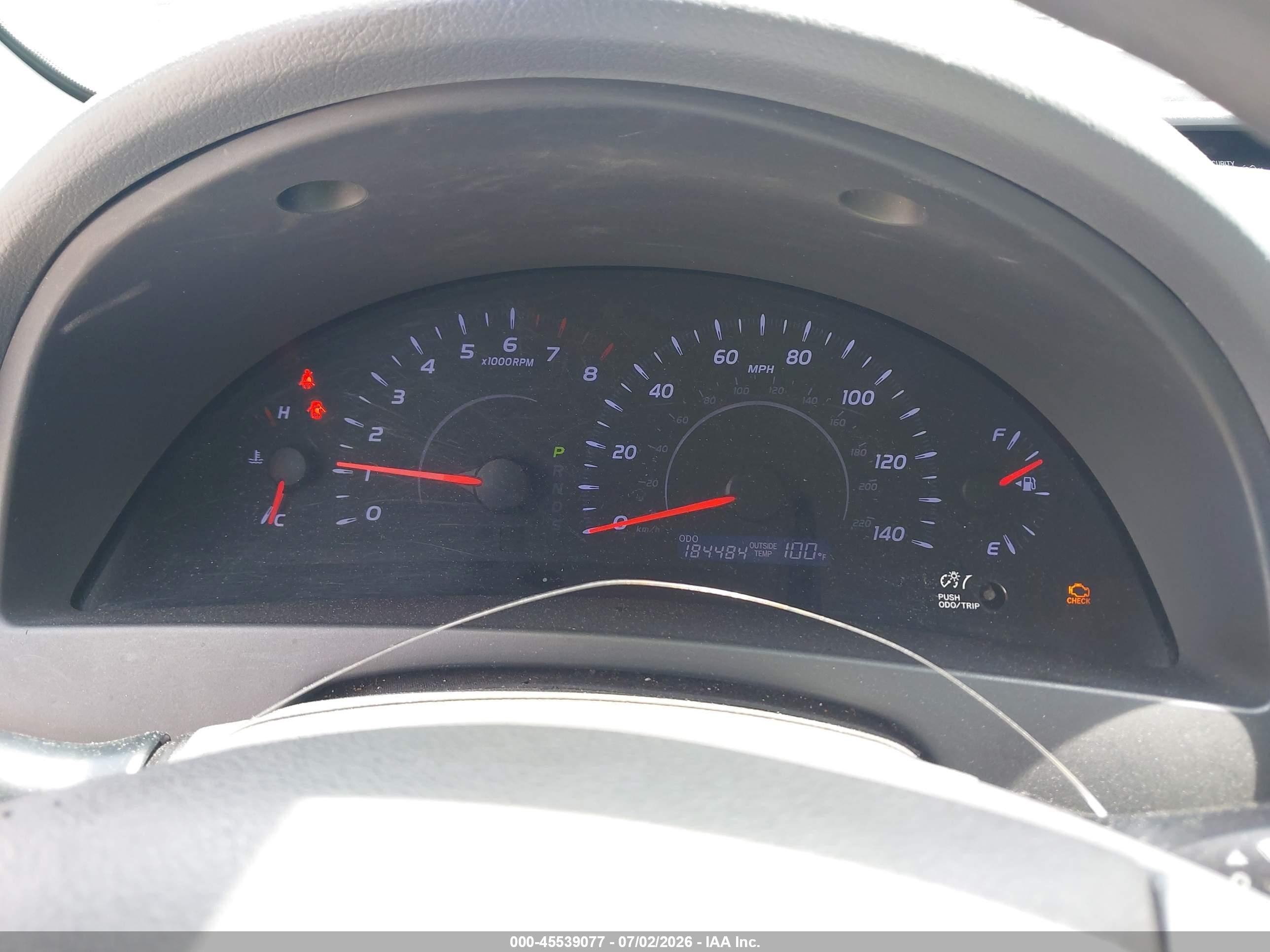 2010 Toyota Camry Le Silver vin: 4T1BF3EK2AU065229