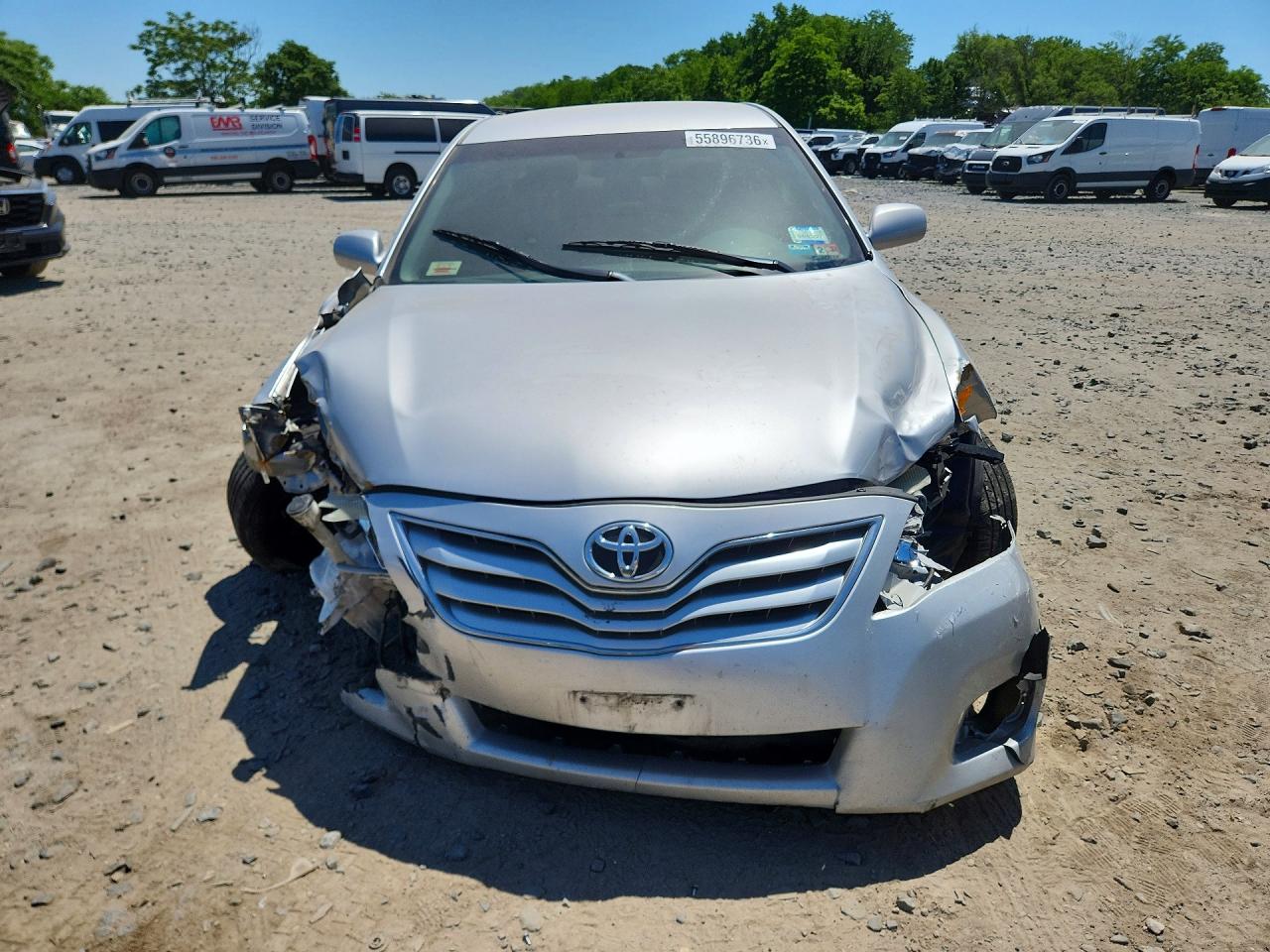 2010 Toyota Camry Le Silver vin: 4T1BF3EK2AU075176