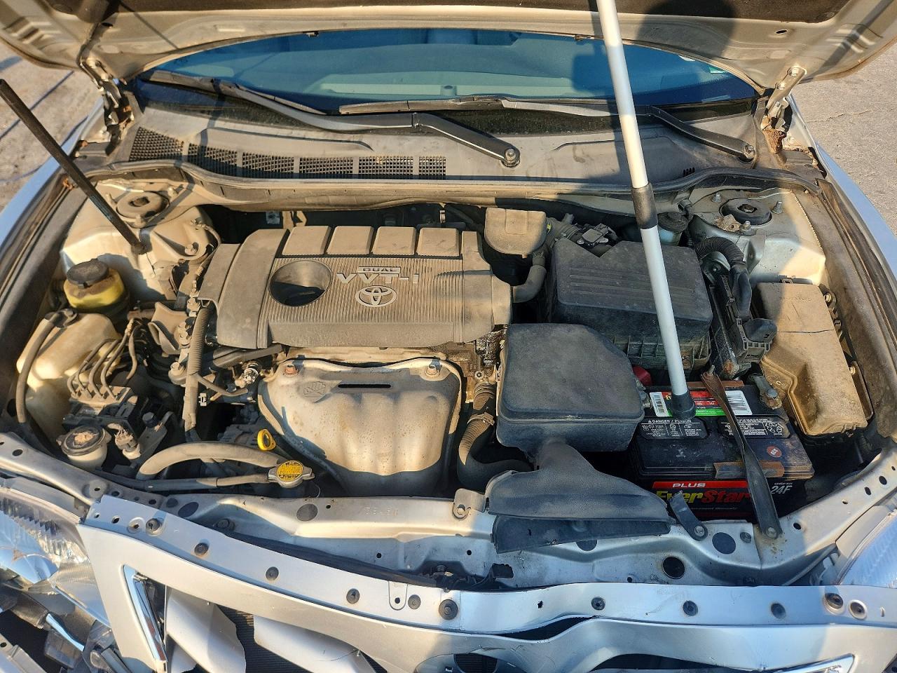 2010 Toyota Camry Le Серебряный vin: 4T1BF3EK2AU078756