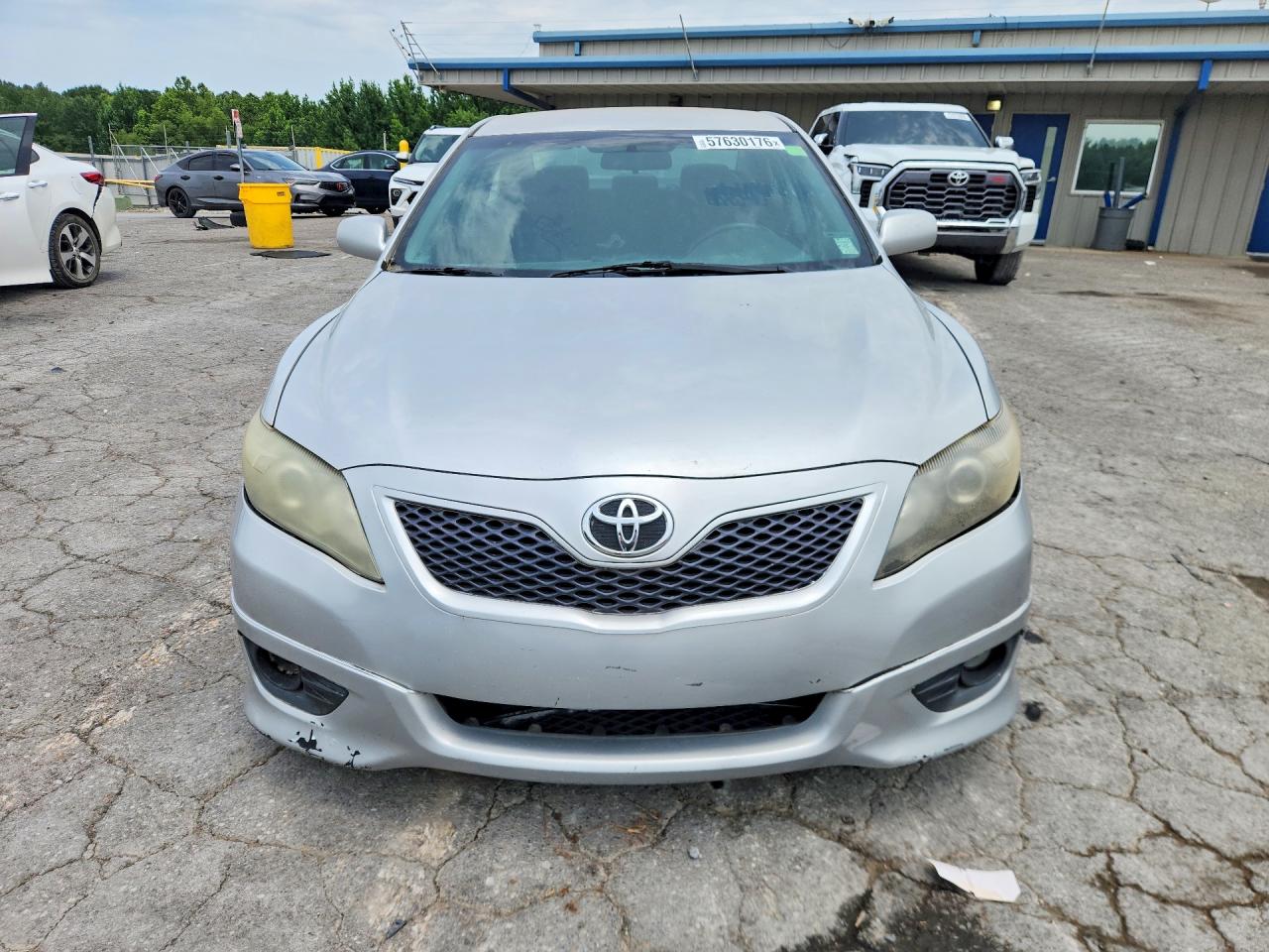 2010 Toyota Camry Se Silver vin: 4T1BF3EK2AU080555