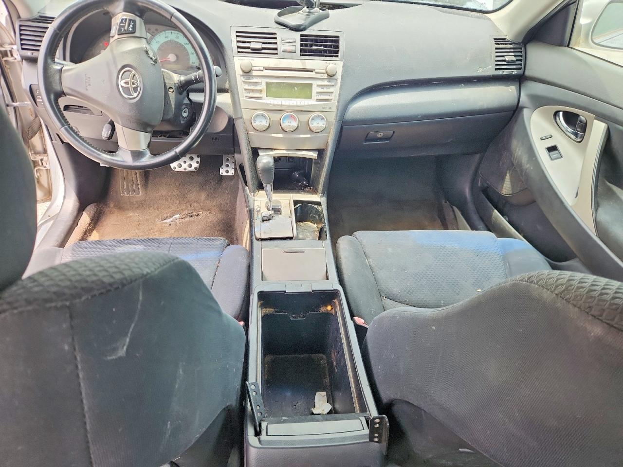 2010 Toyota Camry Se Silver vin: 4T1BF3EK2AU080555
