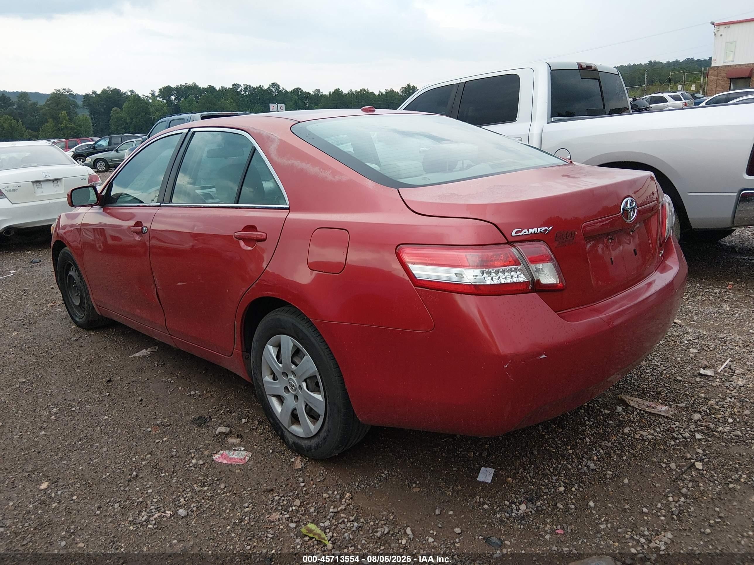 2010 Toyota Camry Le Red vin: 4T1BF3EK2AU089708