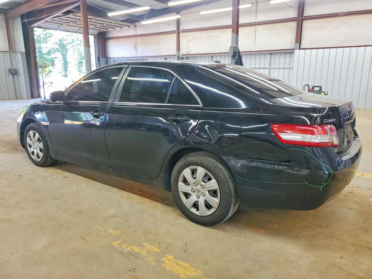 2010 Toyota Camry Le Black vin: 4T1BF3EK2AU090700