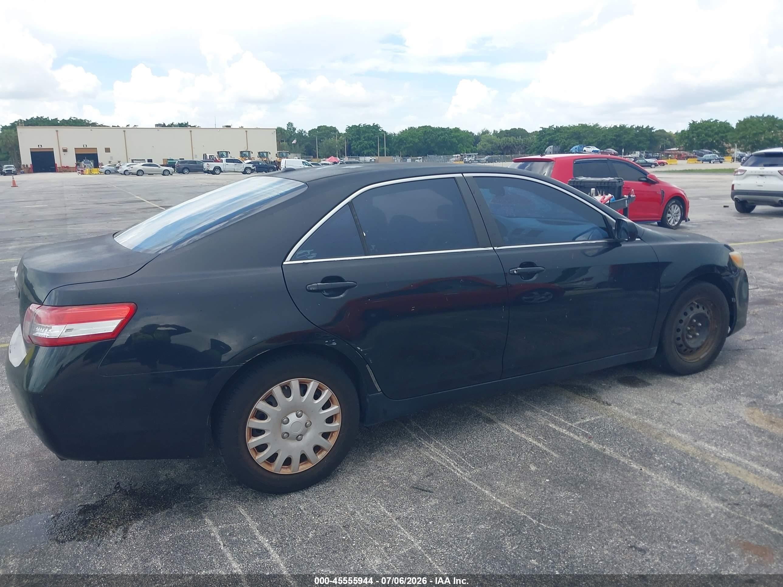 2010 Toyota Camry   Black vin: 4T1BF3EK2AU552107