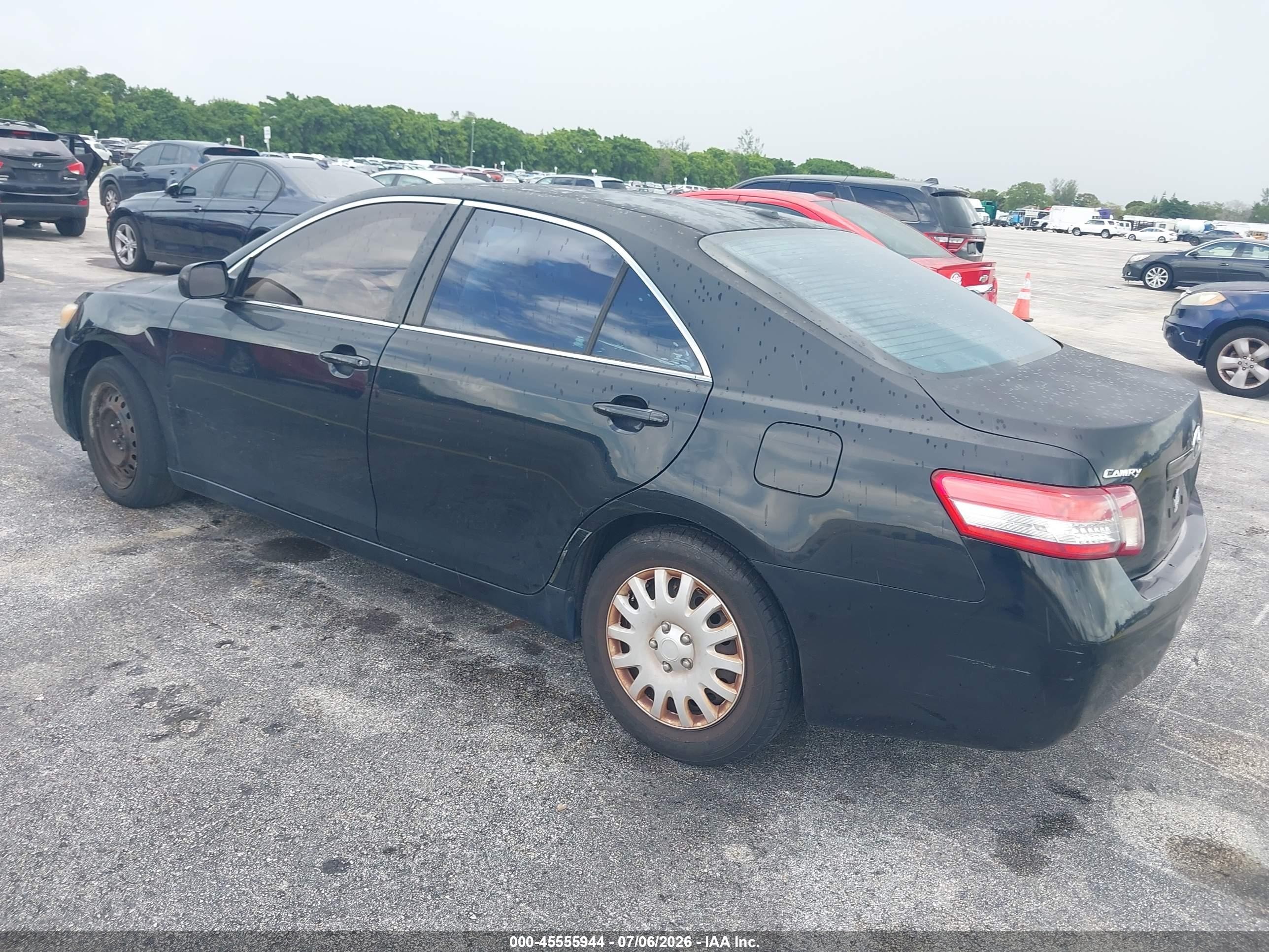 2010 Toyota Camry   Black vin: 4T1BF3EK2AU552107