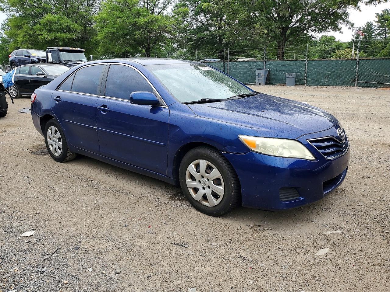 2010 Toyota Camry Le Blue vin: 4T1BF3EK2AU566220