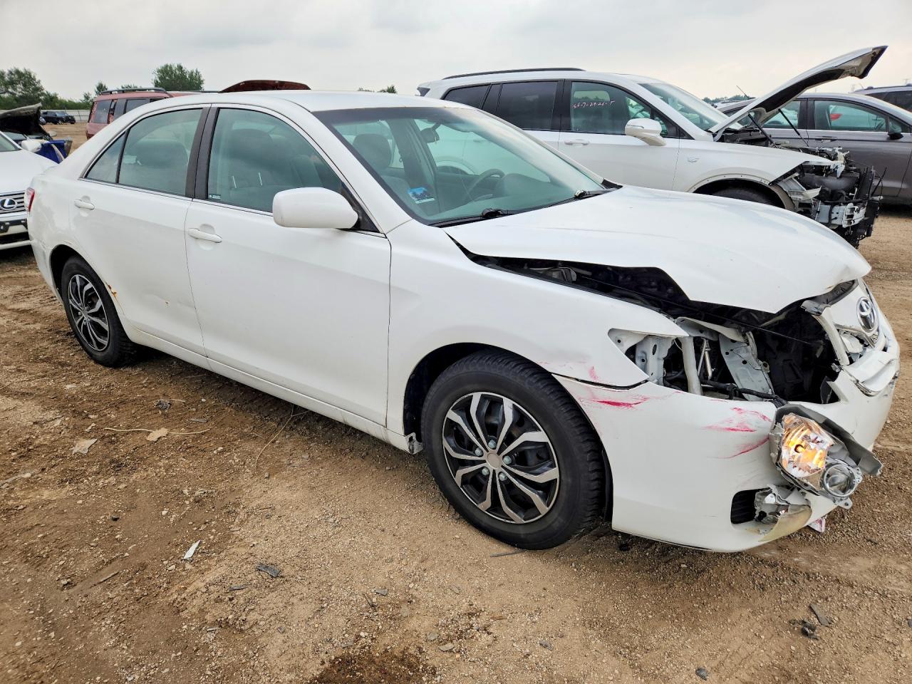 2010 Toyota Camry Le White vin: 4T1BF3EK2AU573877