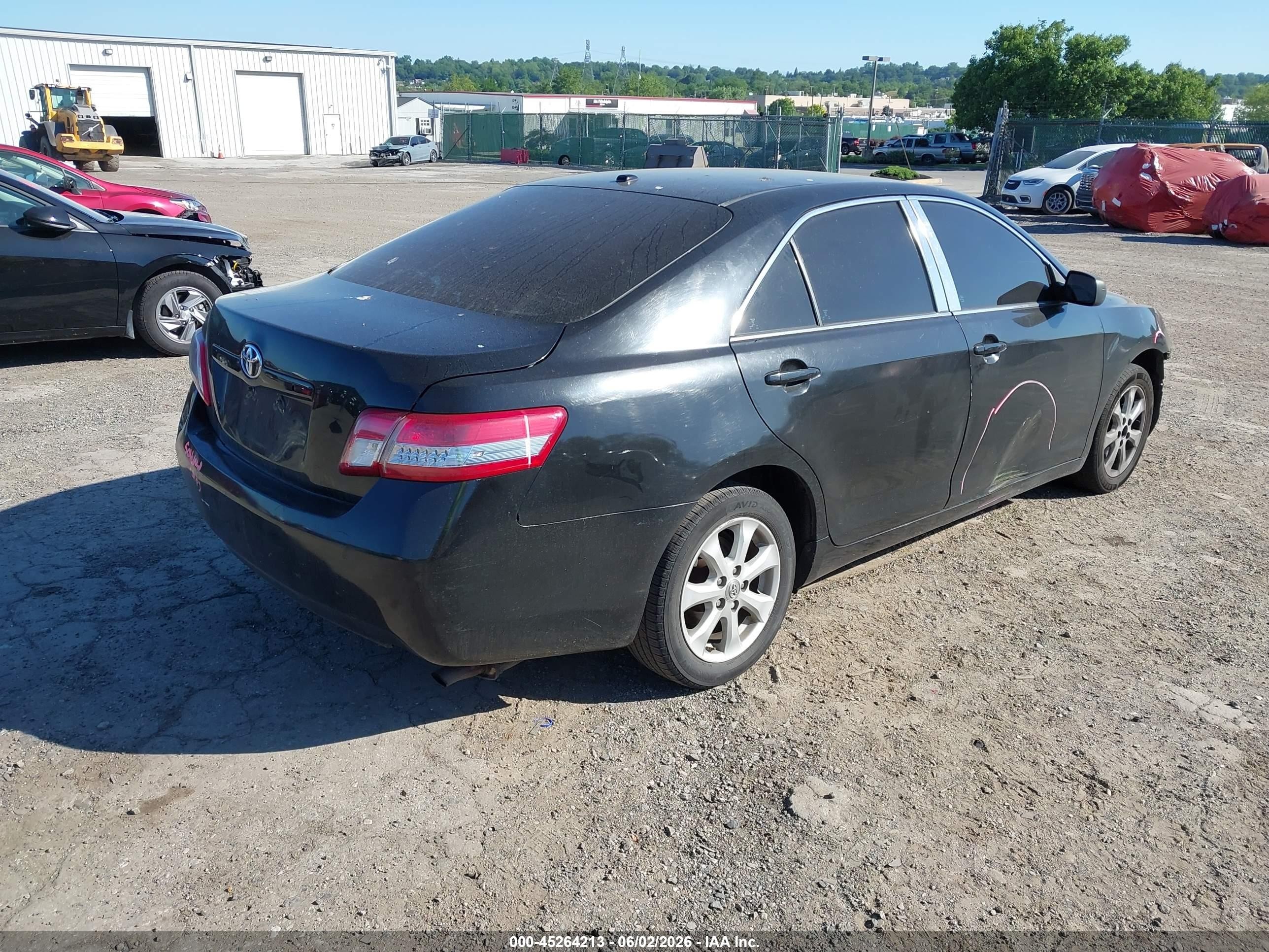 2011 Toyota Camry Le Black vin: 4T1BF3EK2BU124202