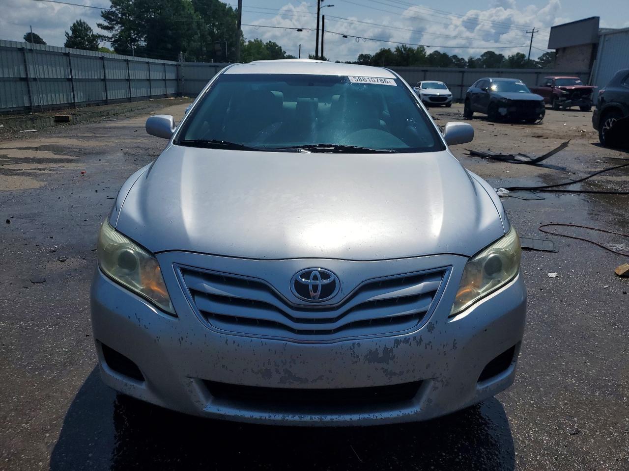 2011 Toyota Camry Le Silver vin: 4T1BF3EK2BU124653
