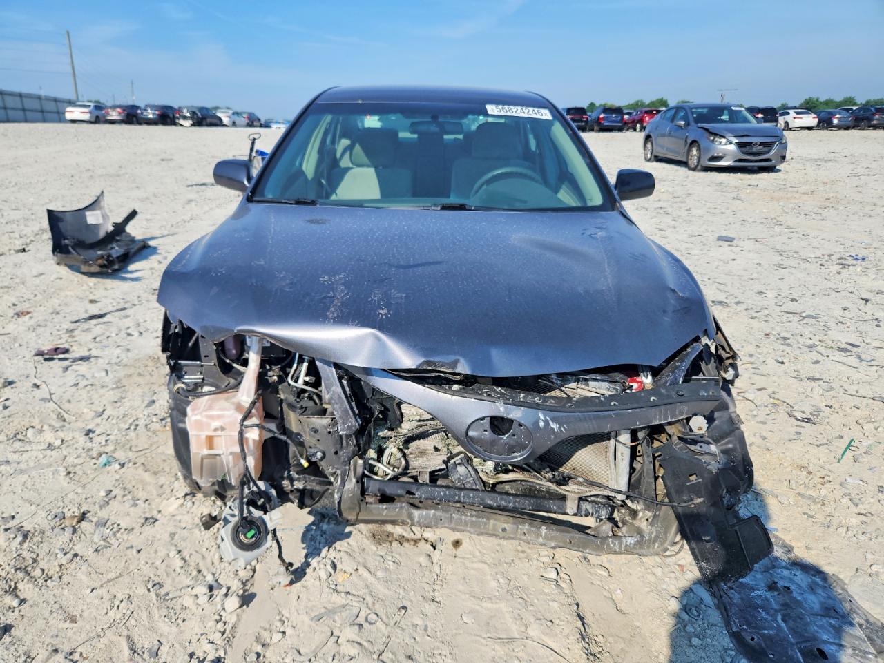 2011 Toyota Camry Le Gray vin: 4T1BF3EK2BU134728