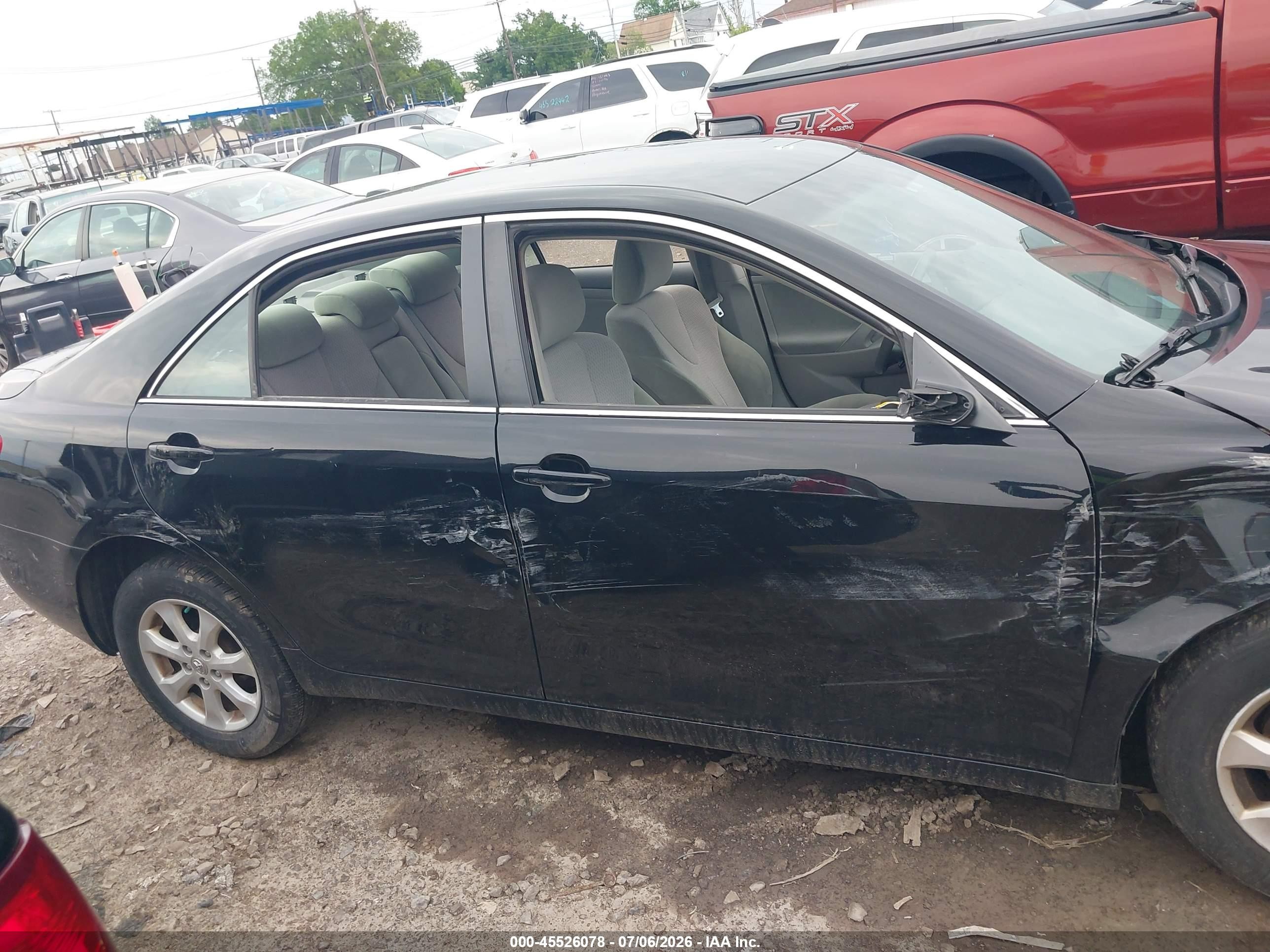 2011 Toyota Camry Le Black vin: 4T1BF3EK2BU154543