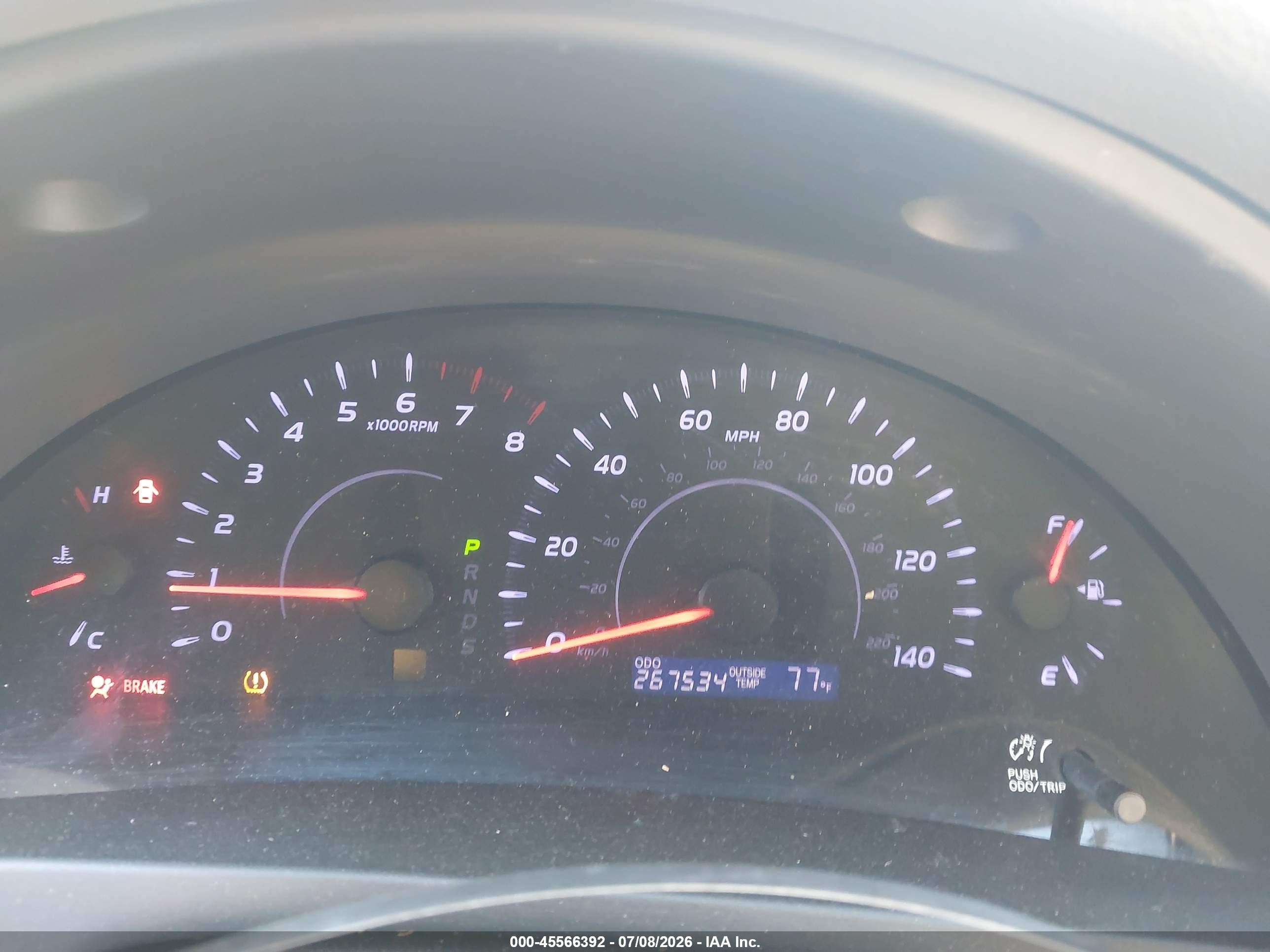 2011 Toyota Camry Le Gold vin: 4T1BF3EK2BU159810