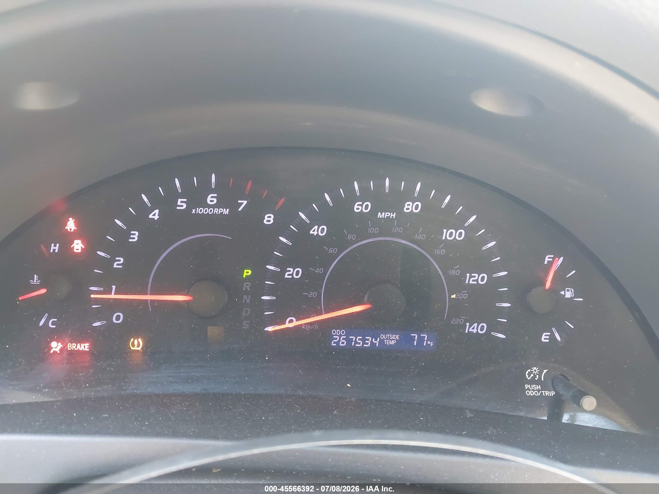 2011 Toyota Camry Le Gold vin: 4T1BF3EK2BU159810