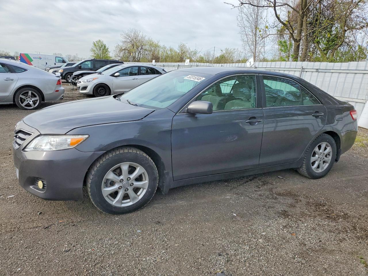 2011 Toyota Camry Base Серый vin: 4T1BF3EK2BU164201