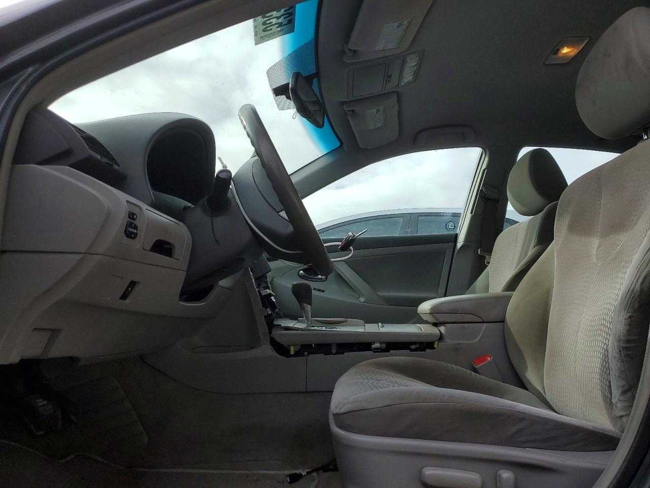 2011 Toyota Camry Base Серый vin: 4T1BF3EK2BU164201
