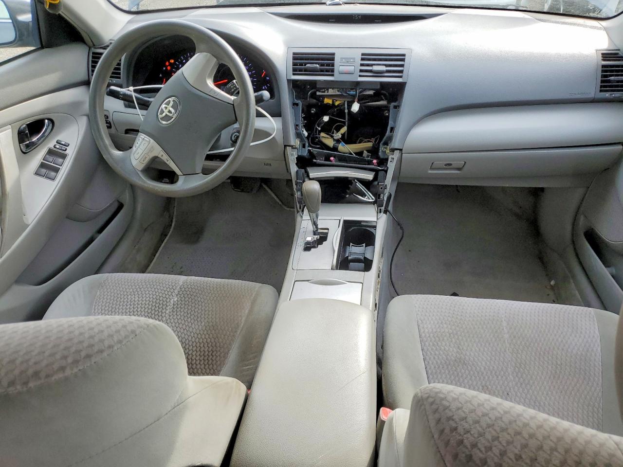 2011 Toyota Camry Base Серый vin: 4T1BF3EK2BU164201
