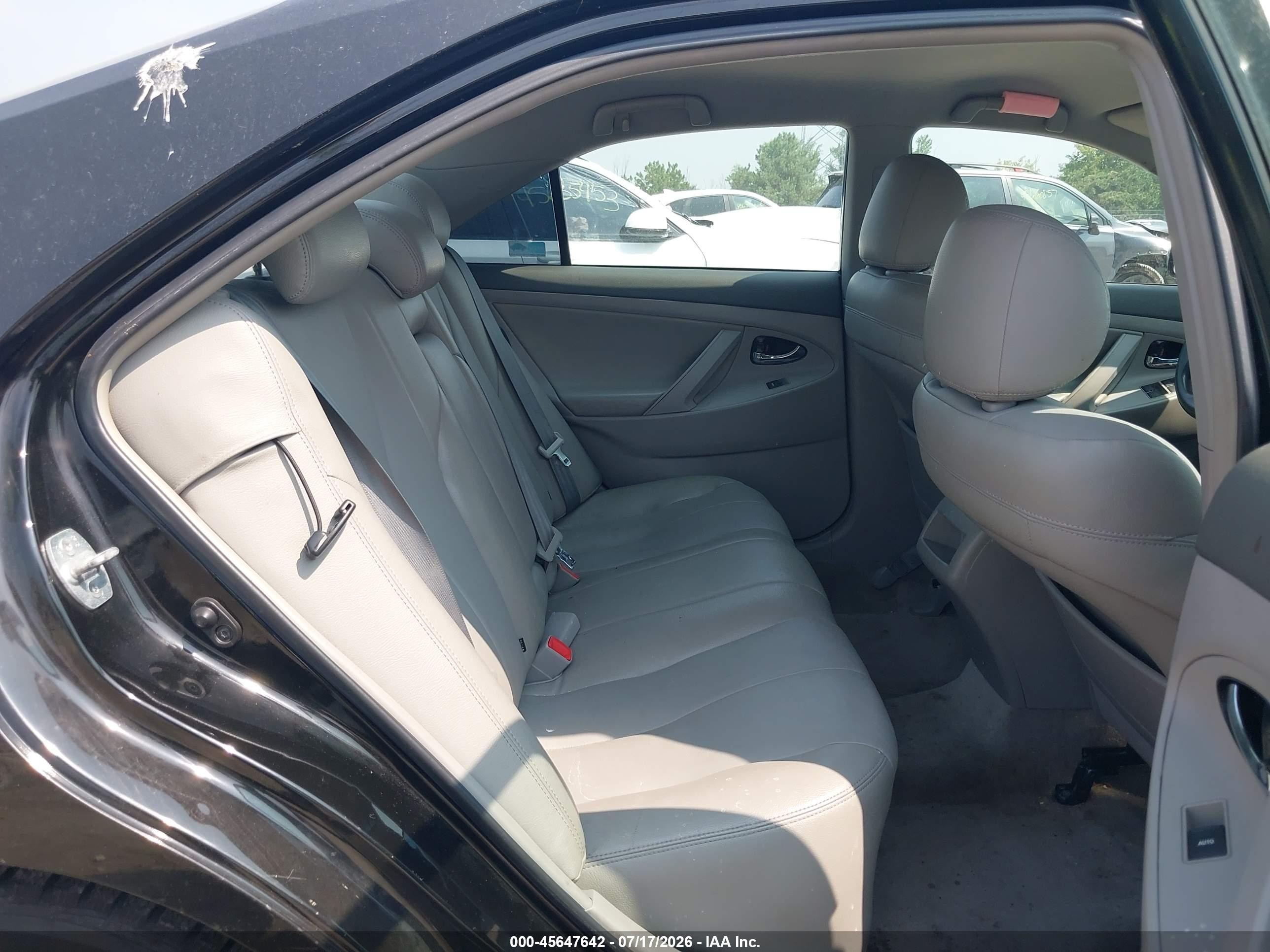 2011 Toyota Camry Le Black vin: 4T1BF3EK2BU171035