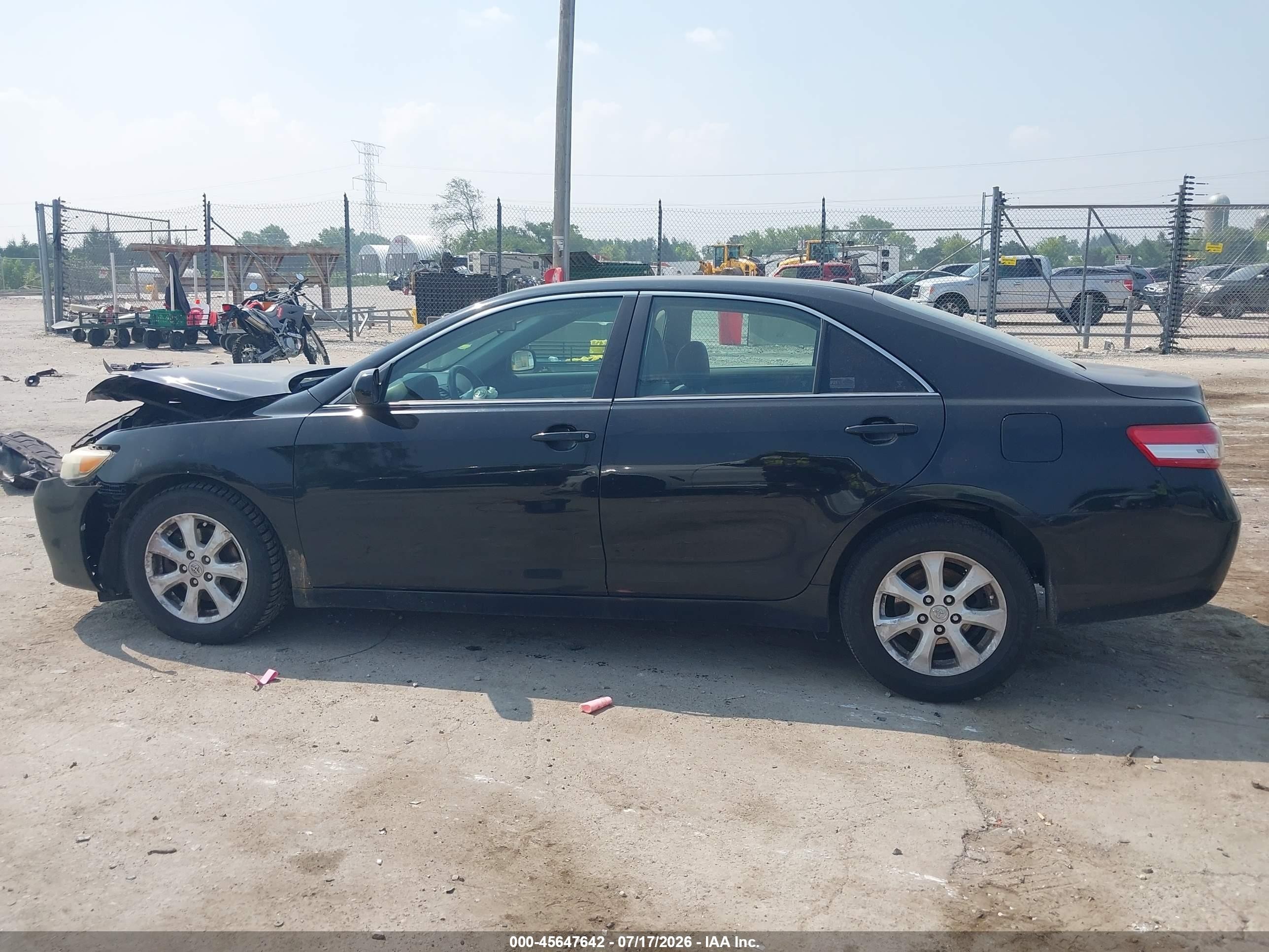 2011 Toyota Camry Le Black vin: 4T1BF3EK2BU171035