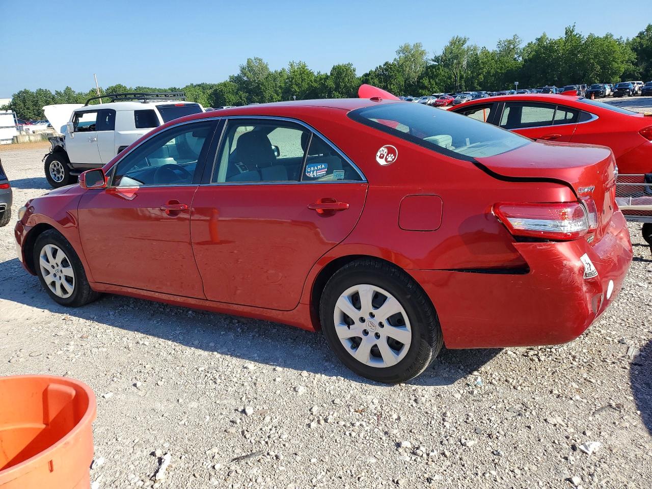 2011 Toyota Camry Le Red vin: 4T1BF3EK2BU175912