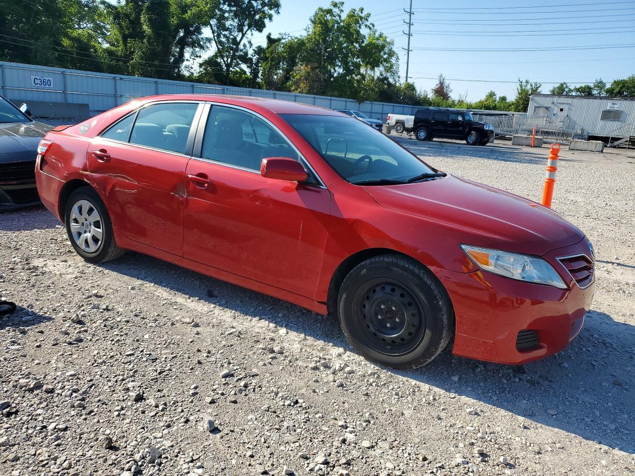 2011 Toyota Camry Le Red vin: 4T1BF3EK2BU175912