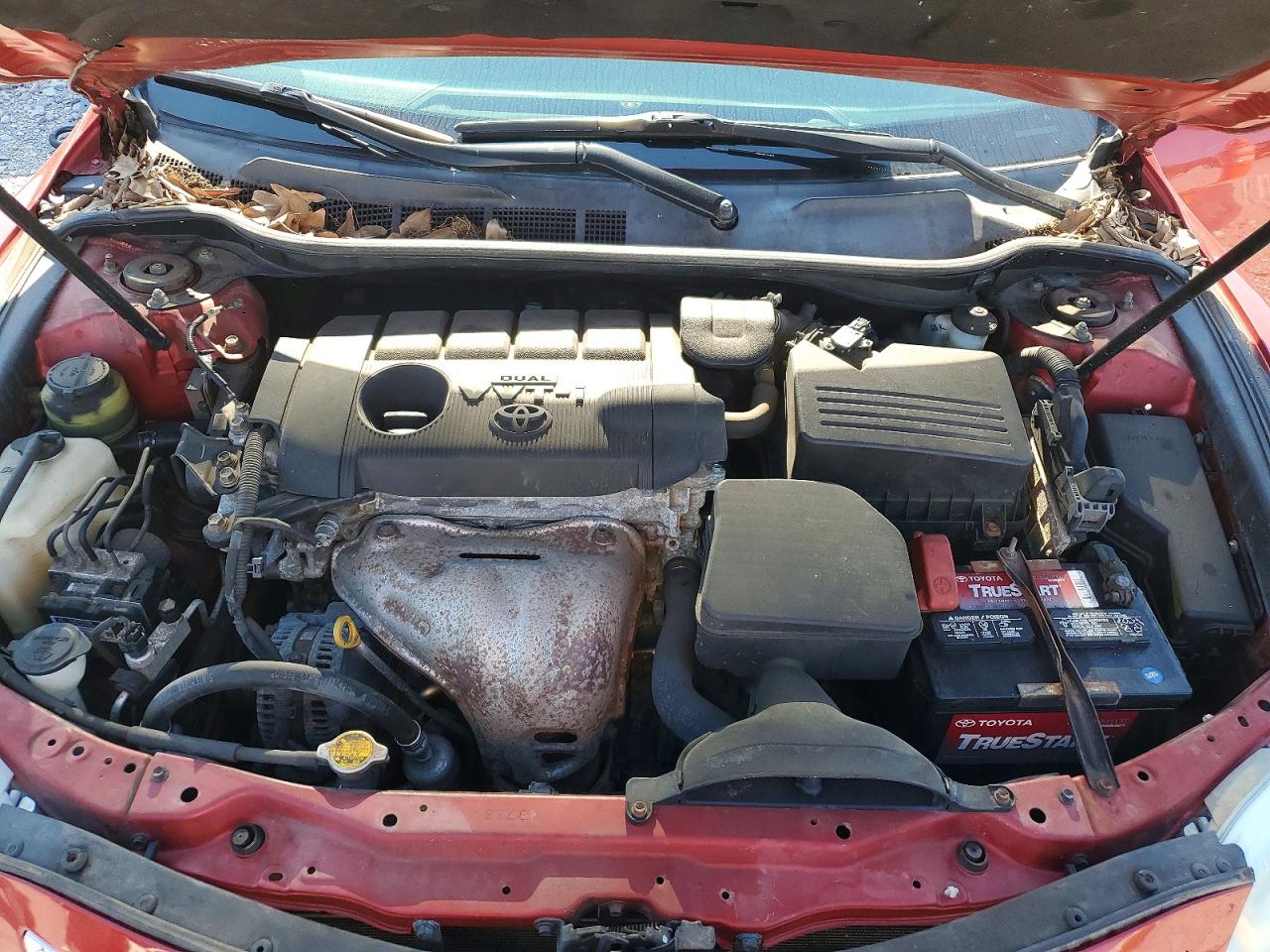 2011 Toyota Camry Le Red vin: 4T1BF3EK2BU175912