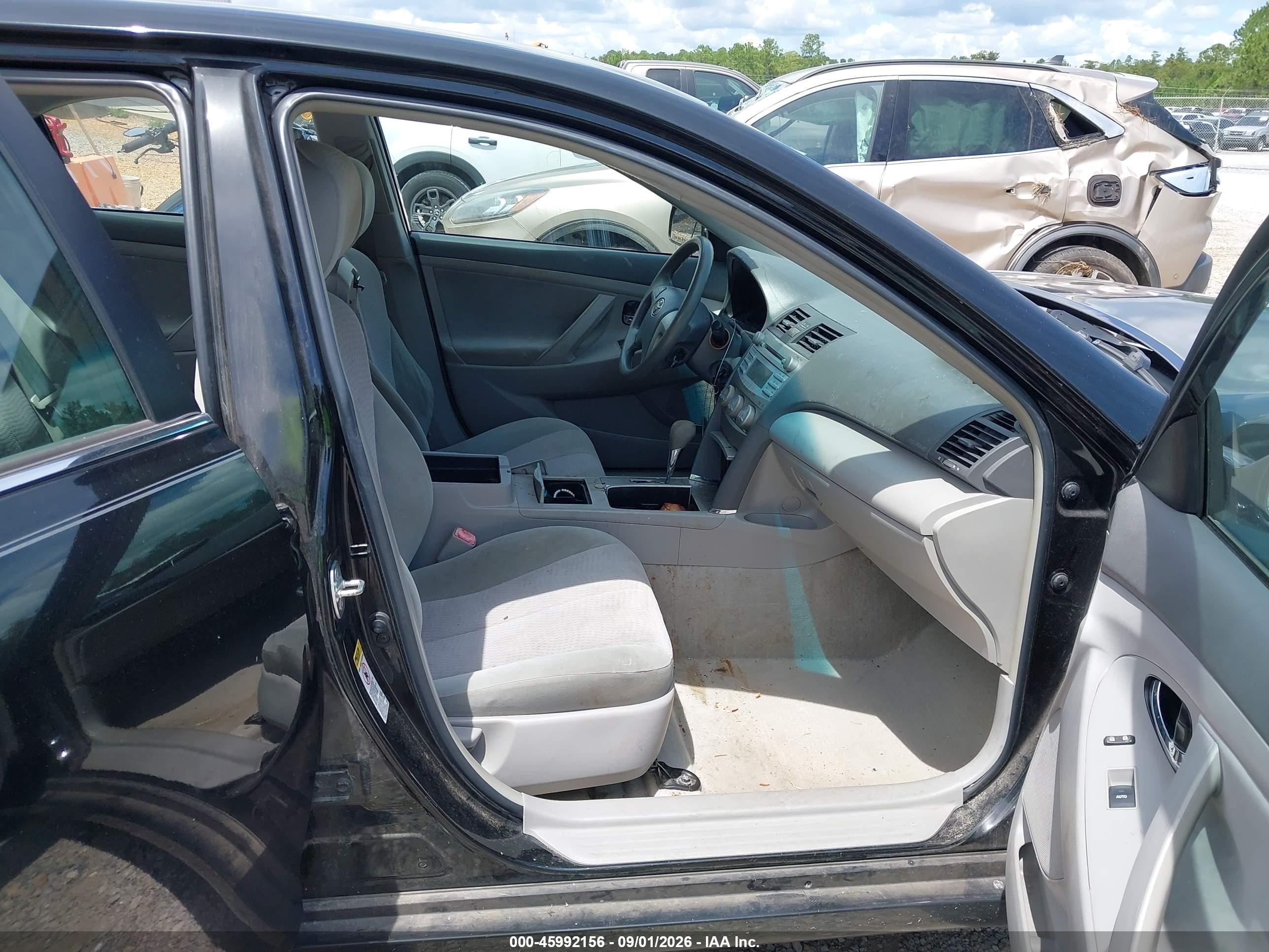 2011 Toyota Camry   Black vin: 4T1BF3EK2BU189485