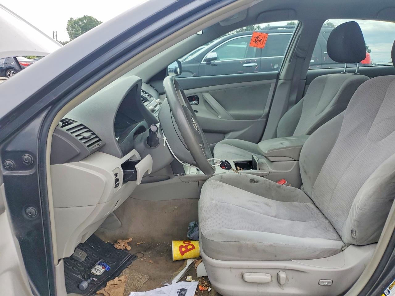 2011 Toyota Camry Le Gray vin: 4T1BF3EK2BU192368