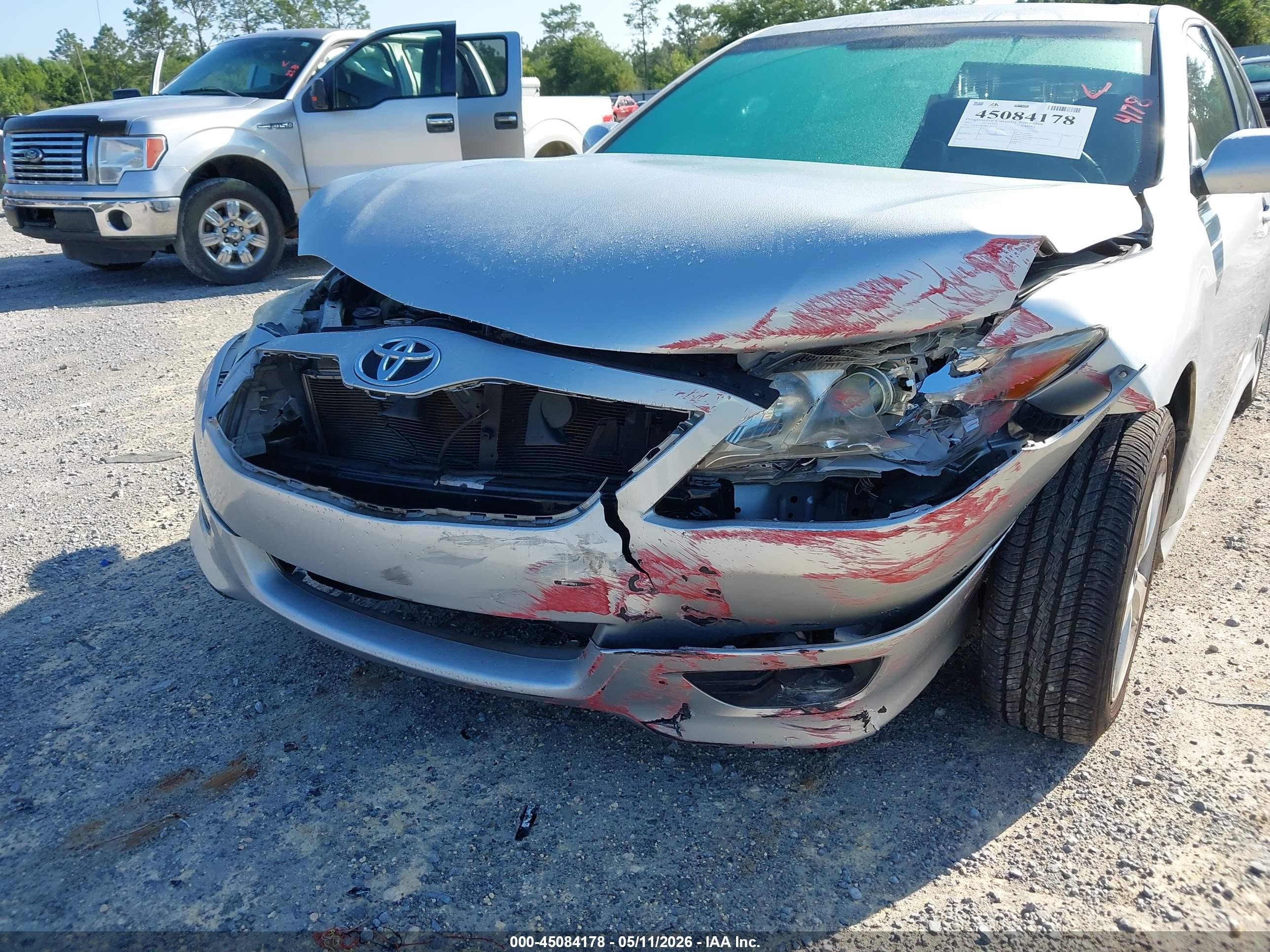 2011 Toyota Camry Se Silver vin: 4T1BF3EK2BU195738