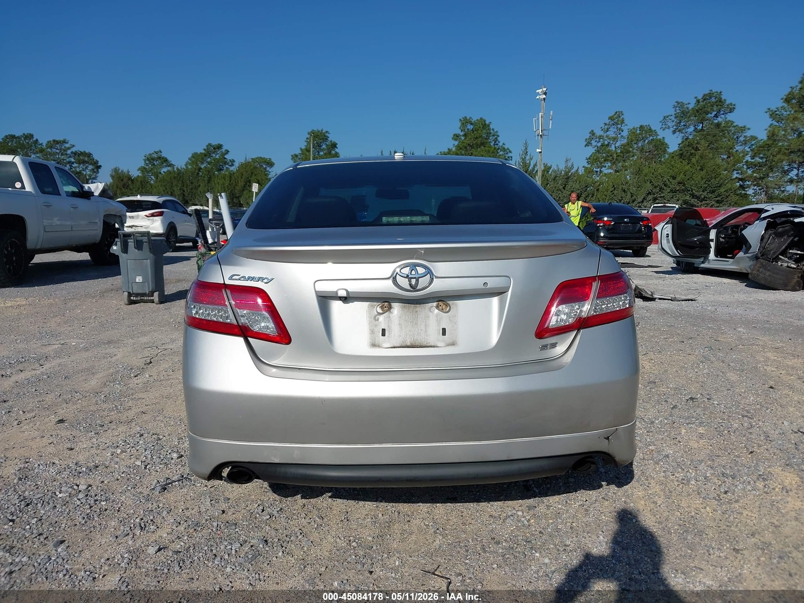 2011 Toyota Camry Se Silver vin: 4T1BF3EK2BU195738