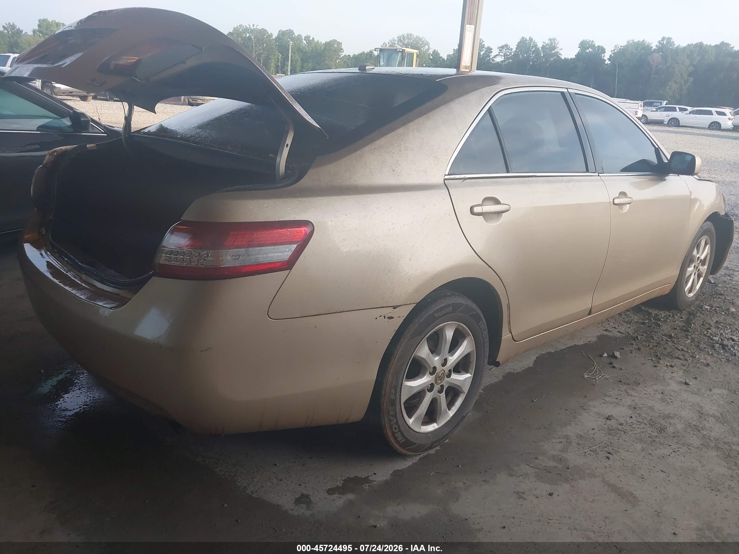 2011 Toyota Camry Le Tan vin: 4T1BF3EK2BU200100