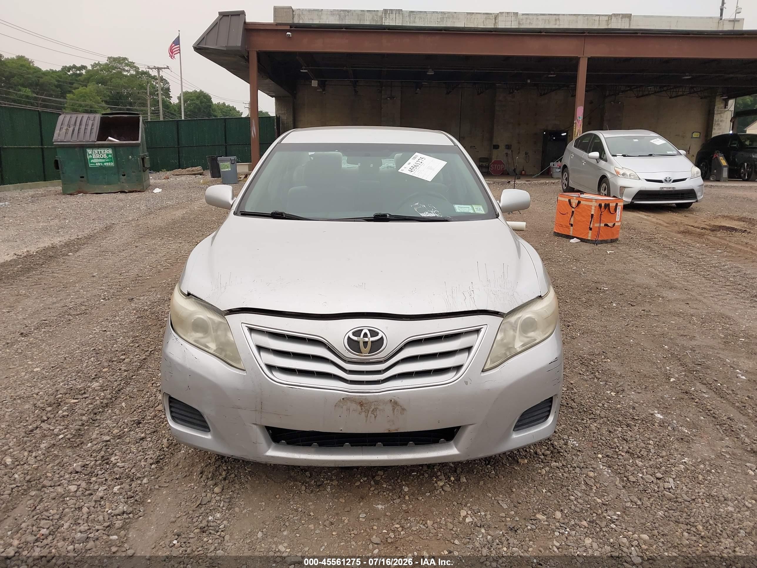 2011 Toyota Camry Le Gray vin: 4T1BF3EK2BU219049