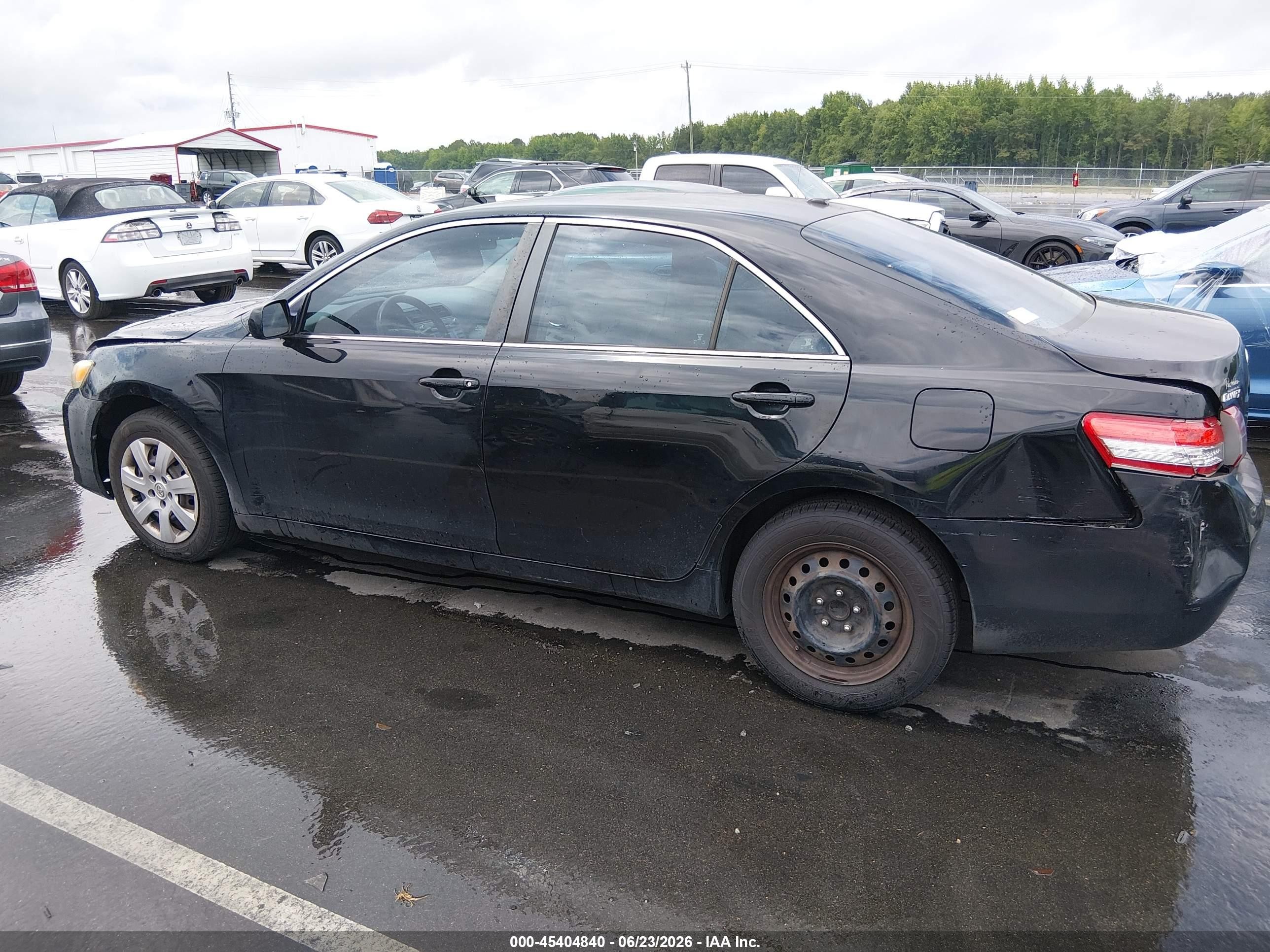 2011 Toyota Camry Black vin: 4T1BF3EK2BU225918