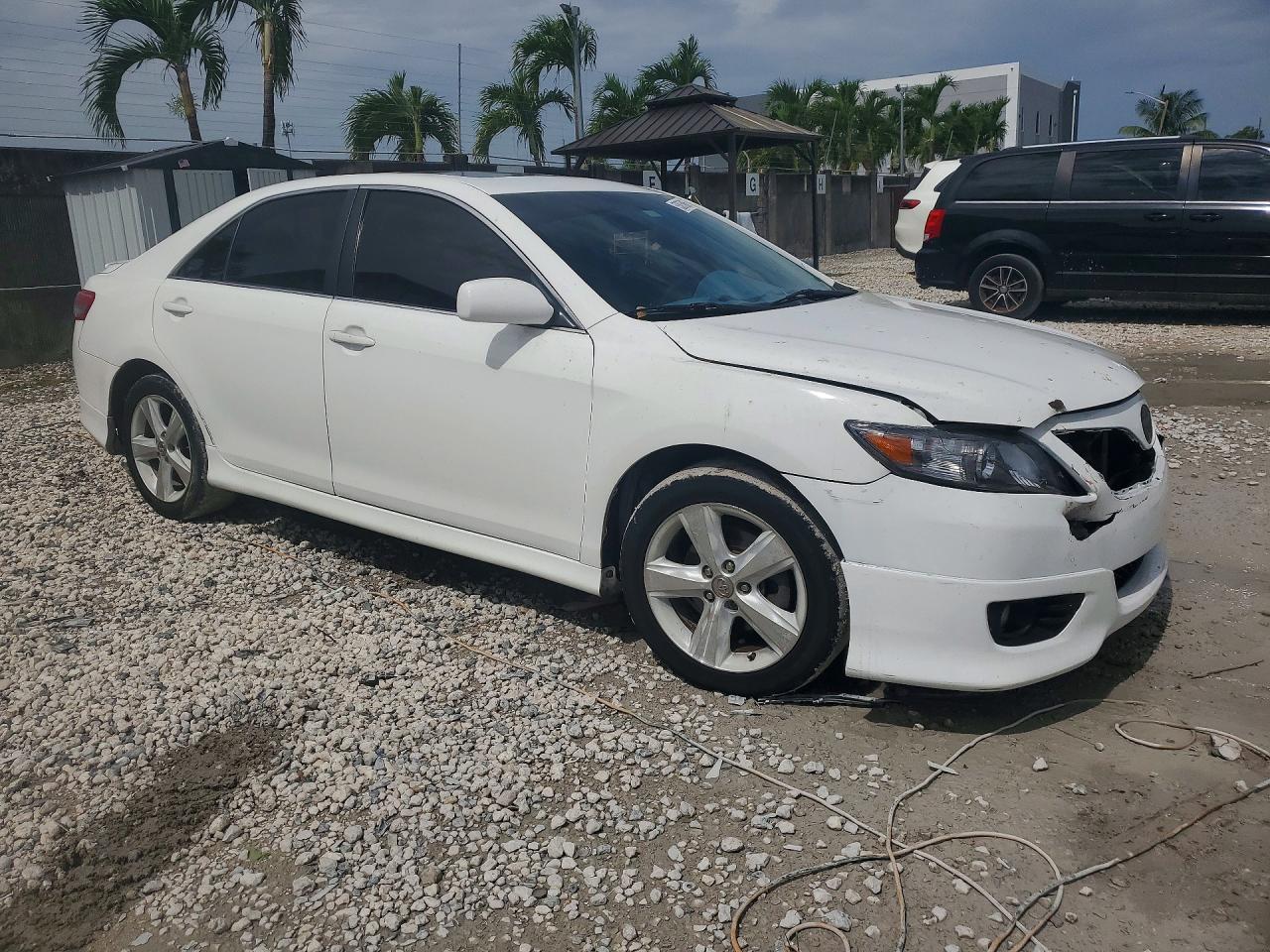 2011 Toyota Camry Se Gray vin: 4T1BF3EK2BU583035
