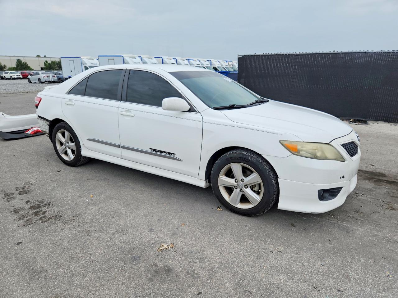 2011 Toyota Camry Se White vin: 4T1BF3EK2BU583200