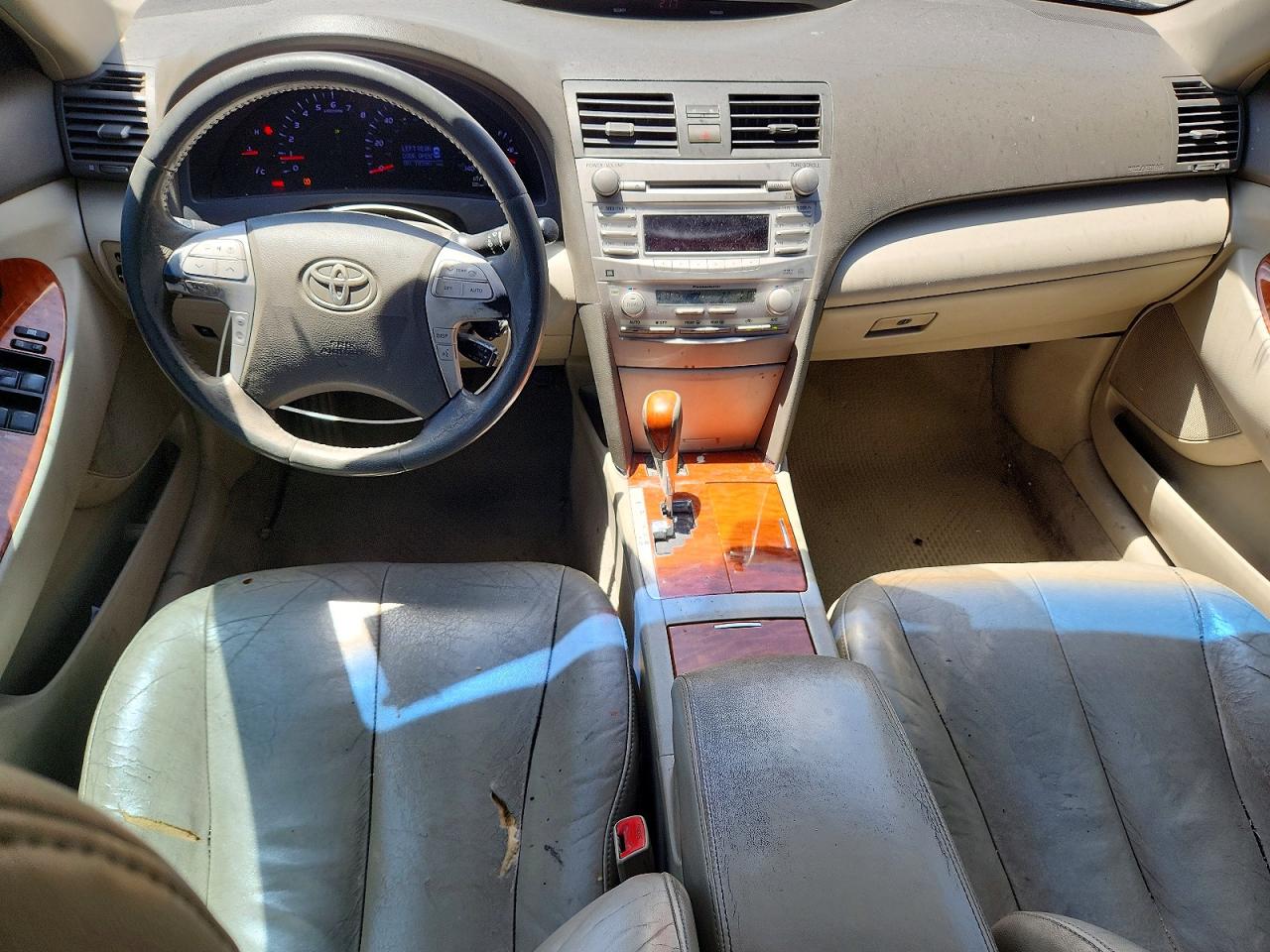 2011 Toyota Camry Xle Gold vin: 4T1BF3EK2BU633027