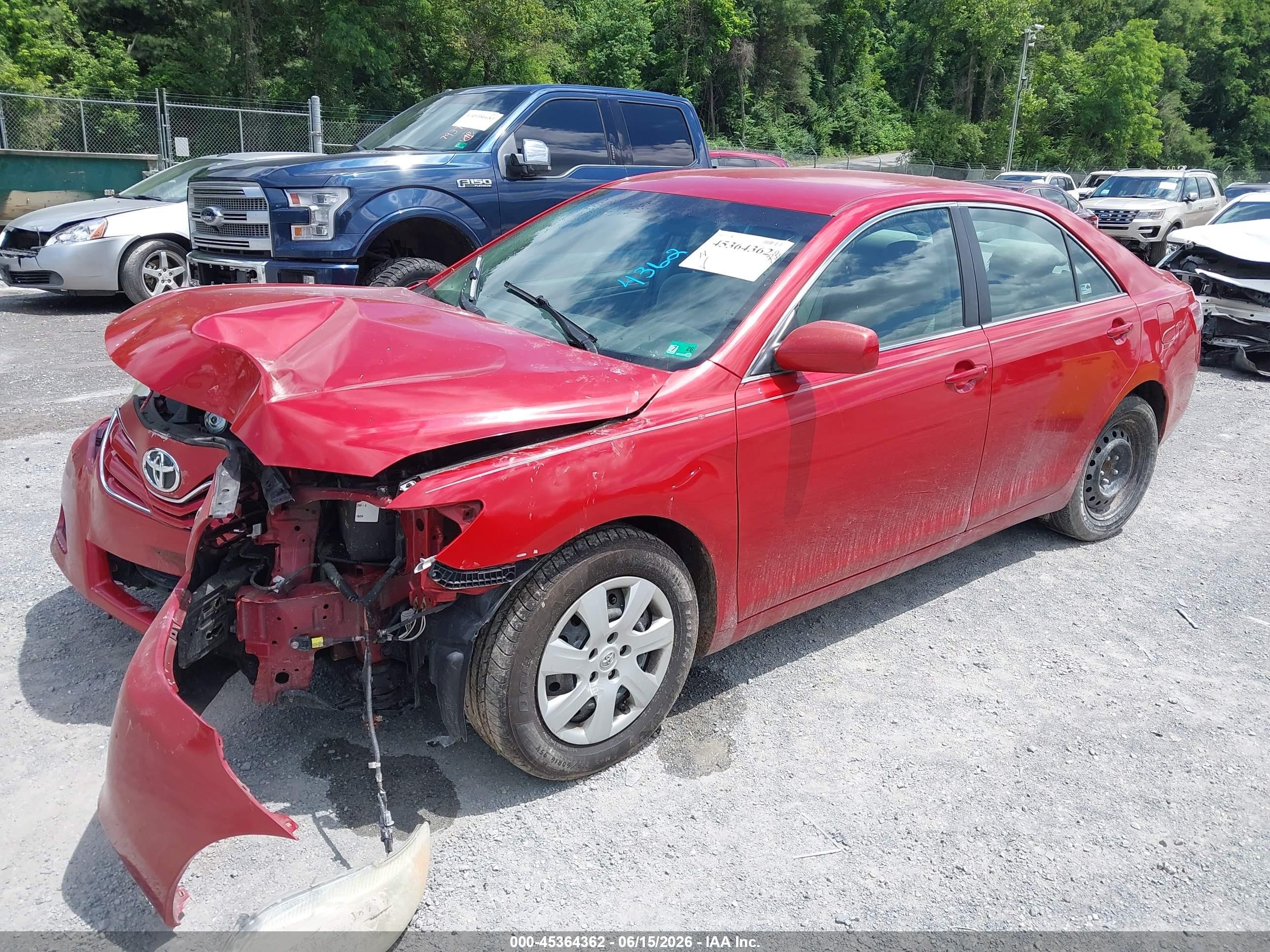 2011 Toyota Camry Le Красный vin: 4T1BF3EK2BU639474